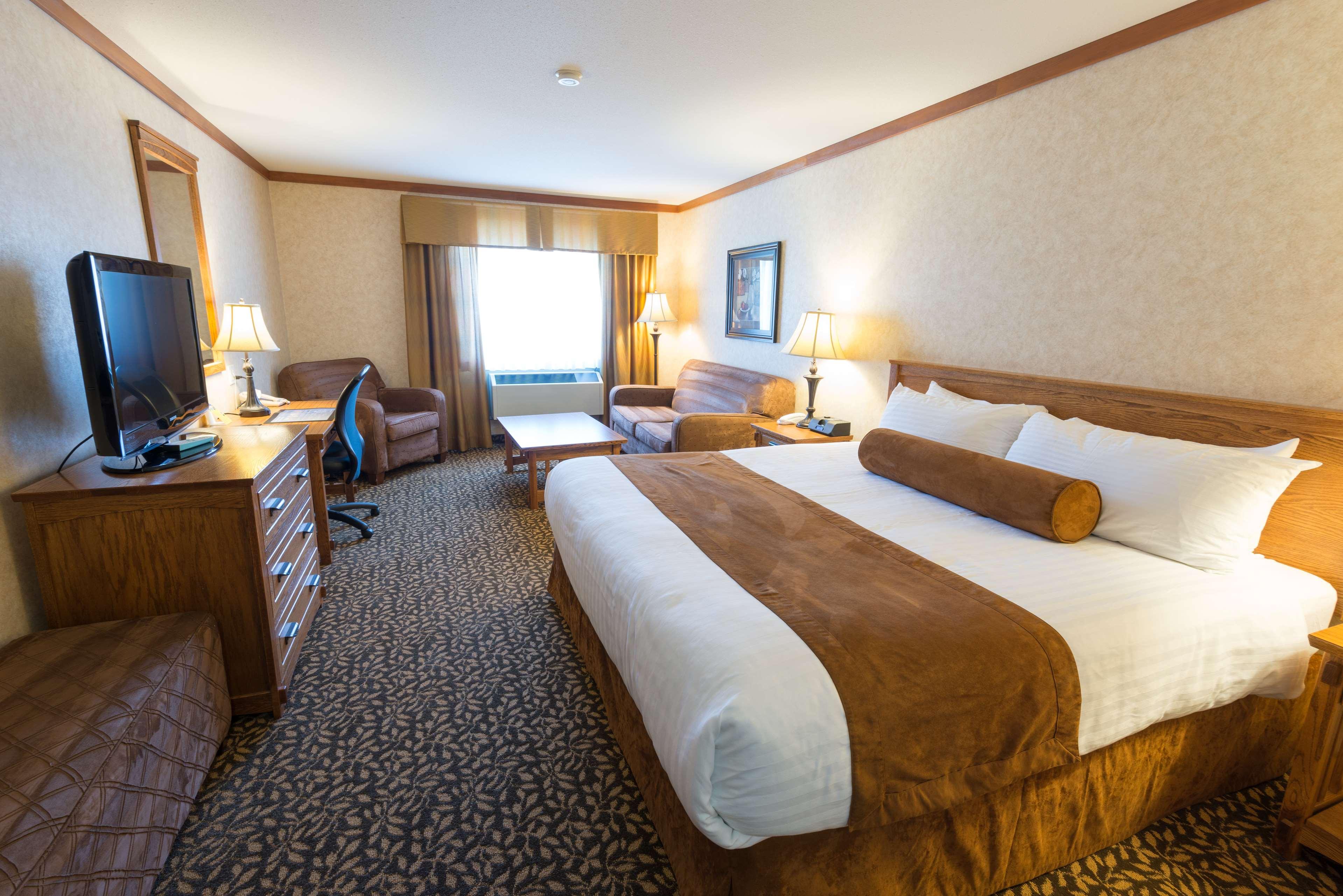 Quadruple King Size Bed