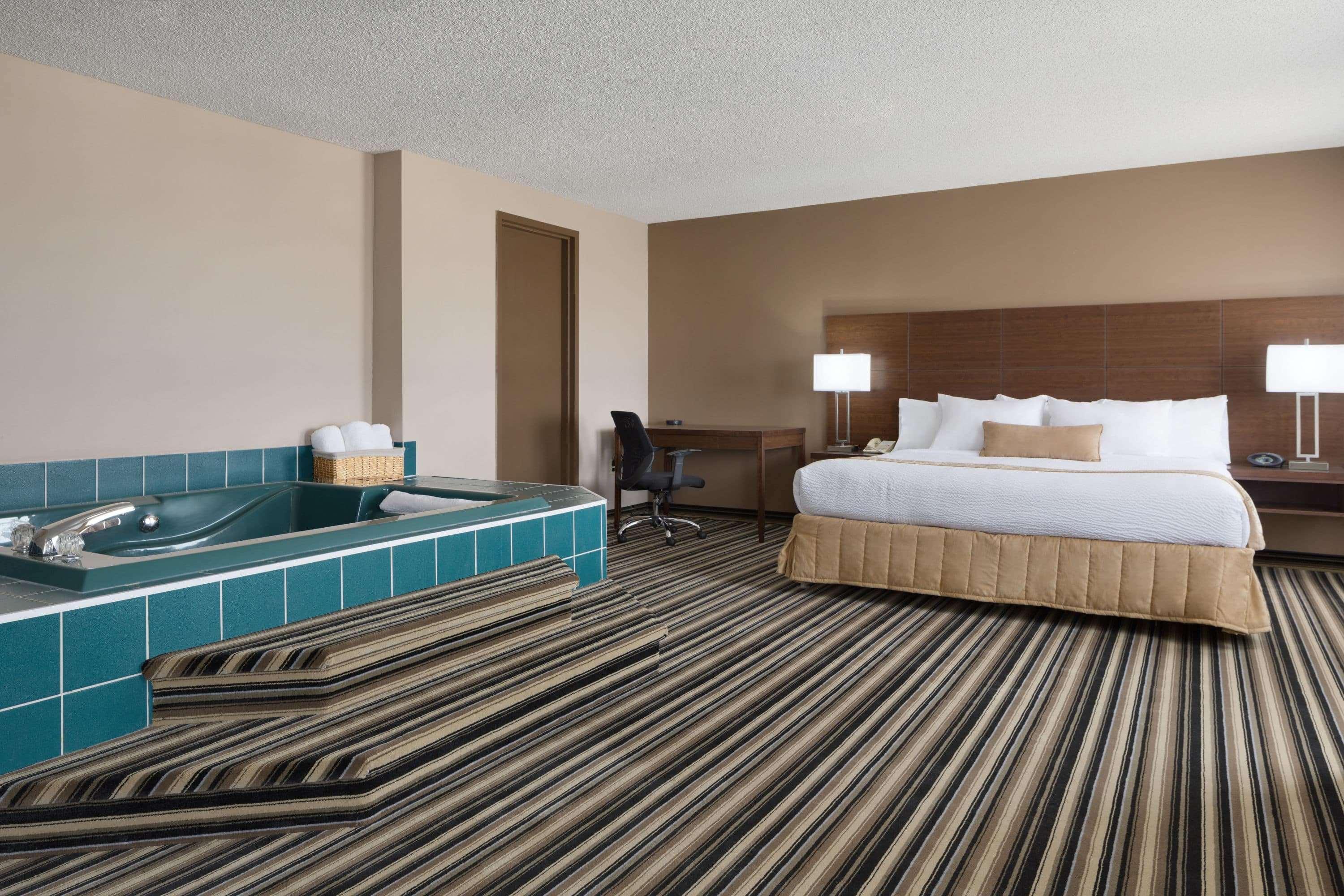 Room King Bed Non Smoking