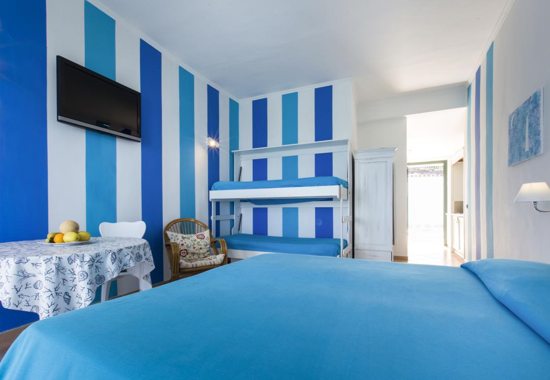 Studio with Balcony with Views