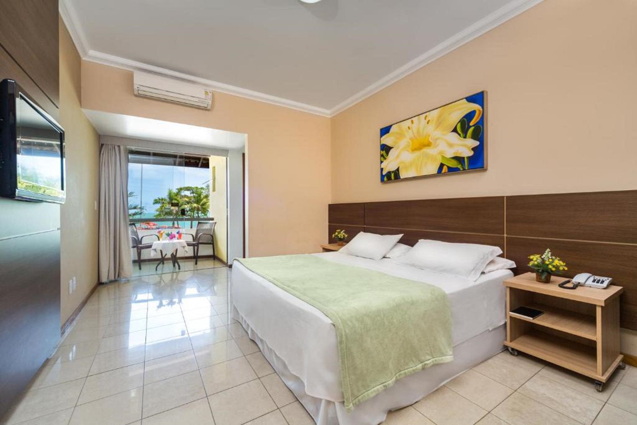 Single Deluxe Ocean Front