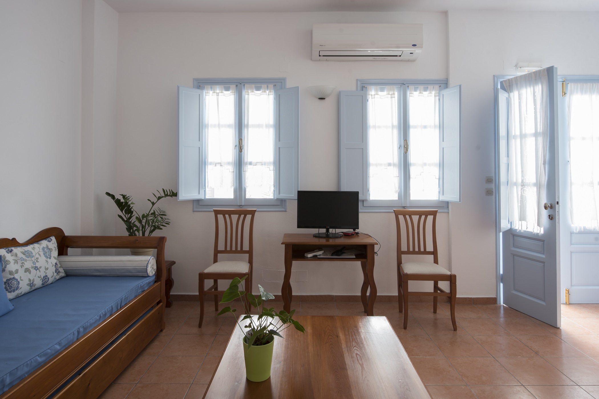 Family Room Standard