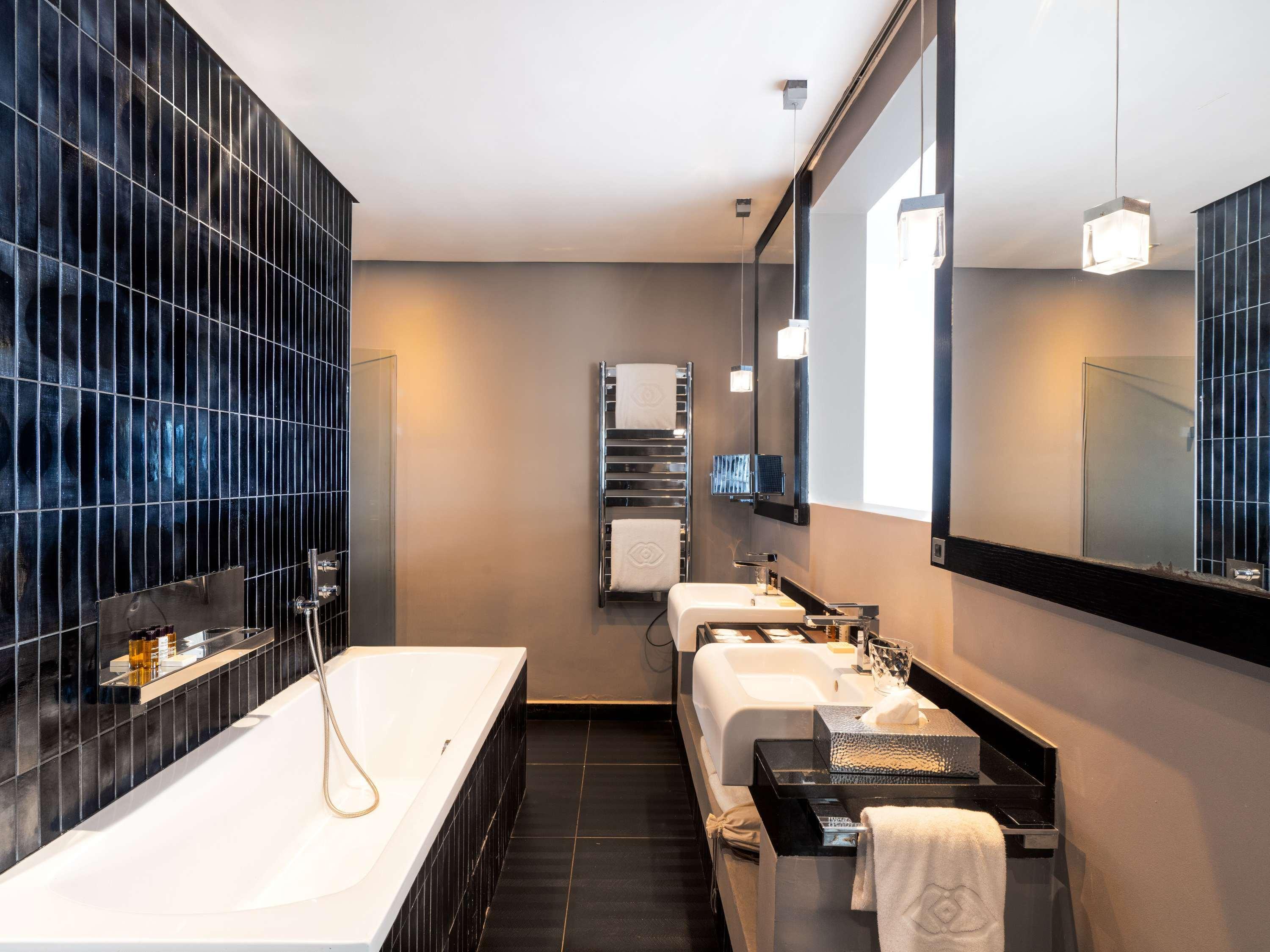 Room Executive King Bed