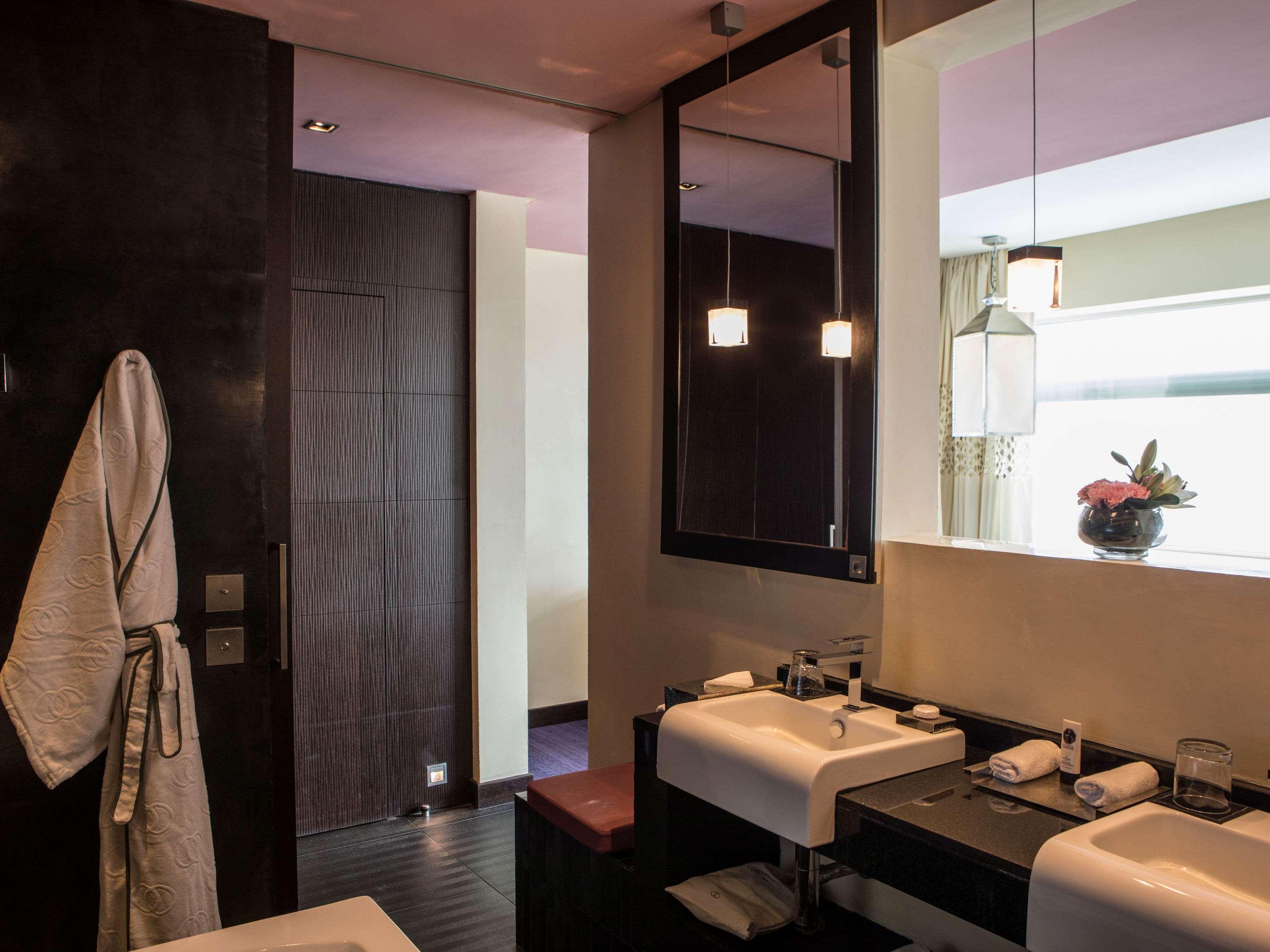 Double Superior King Bed