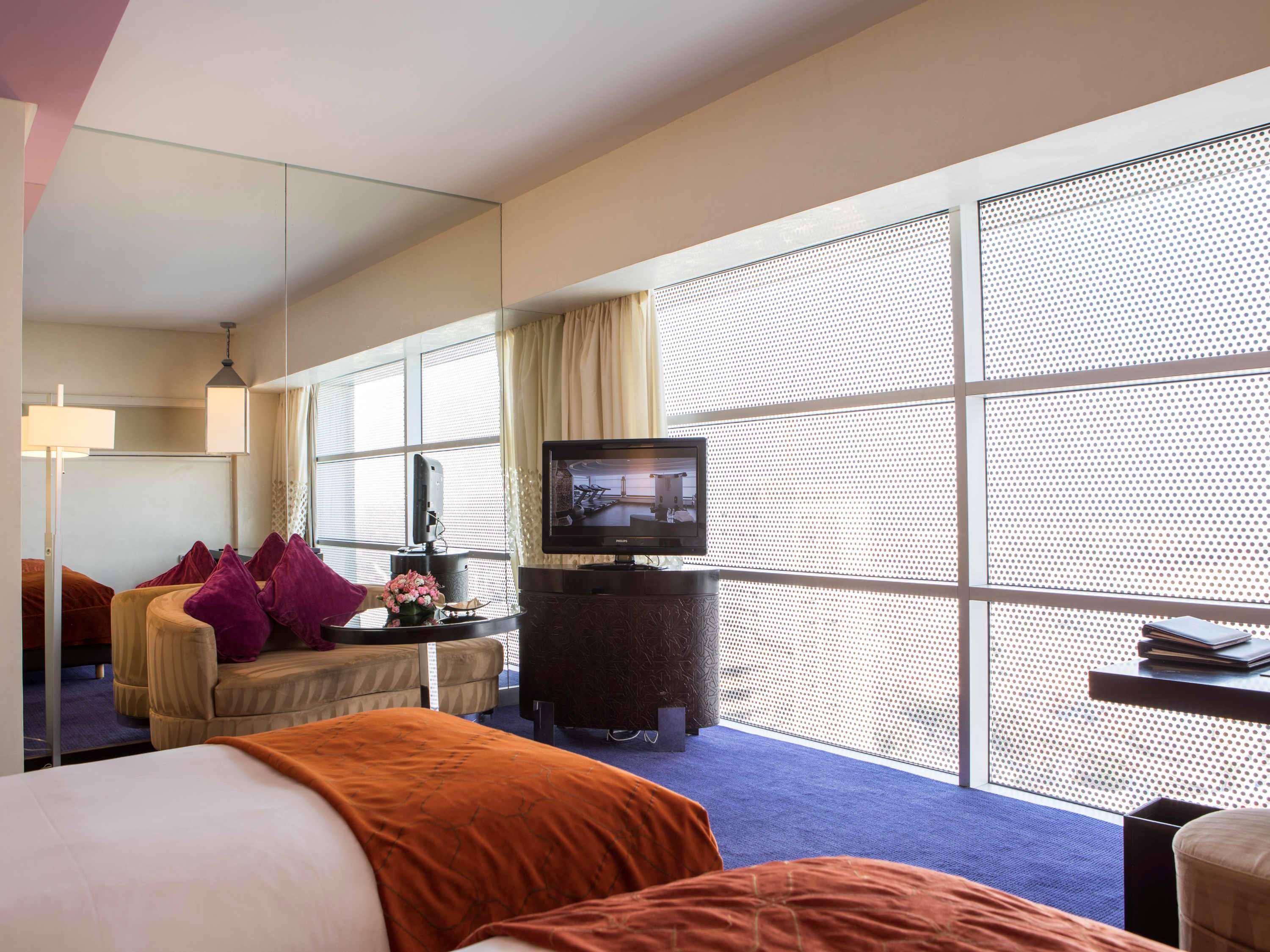 Single Superior King Bed