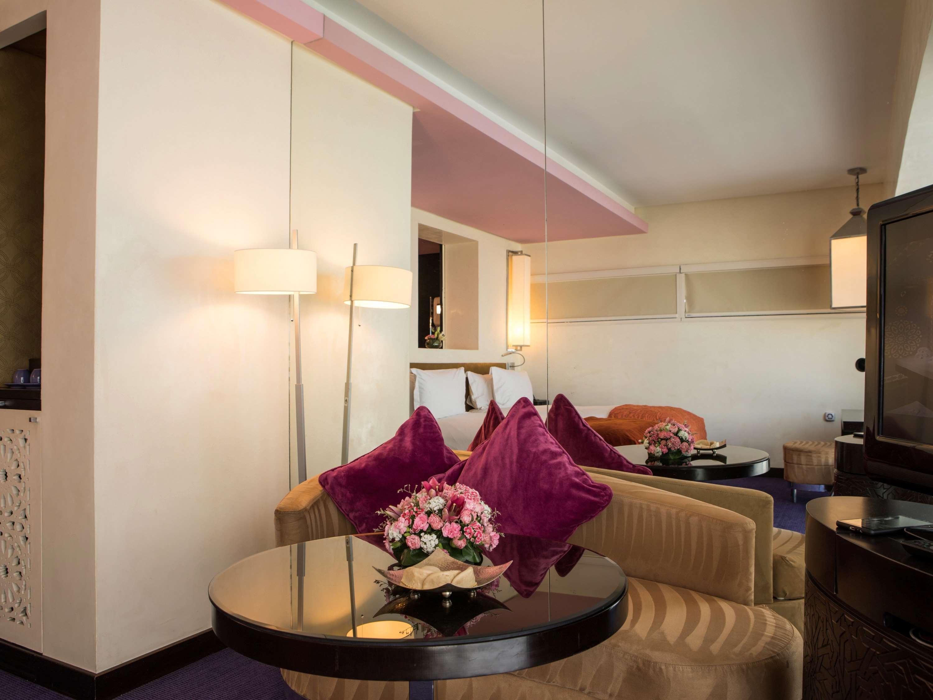 Single Superior King Bed