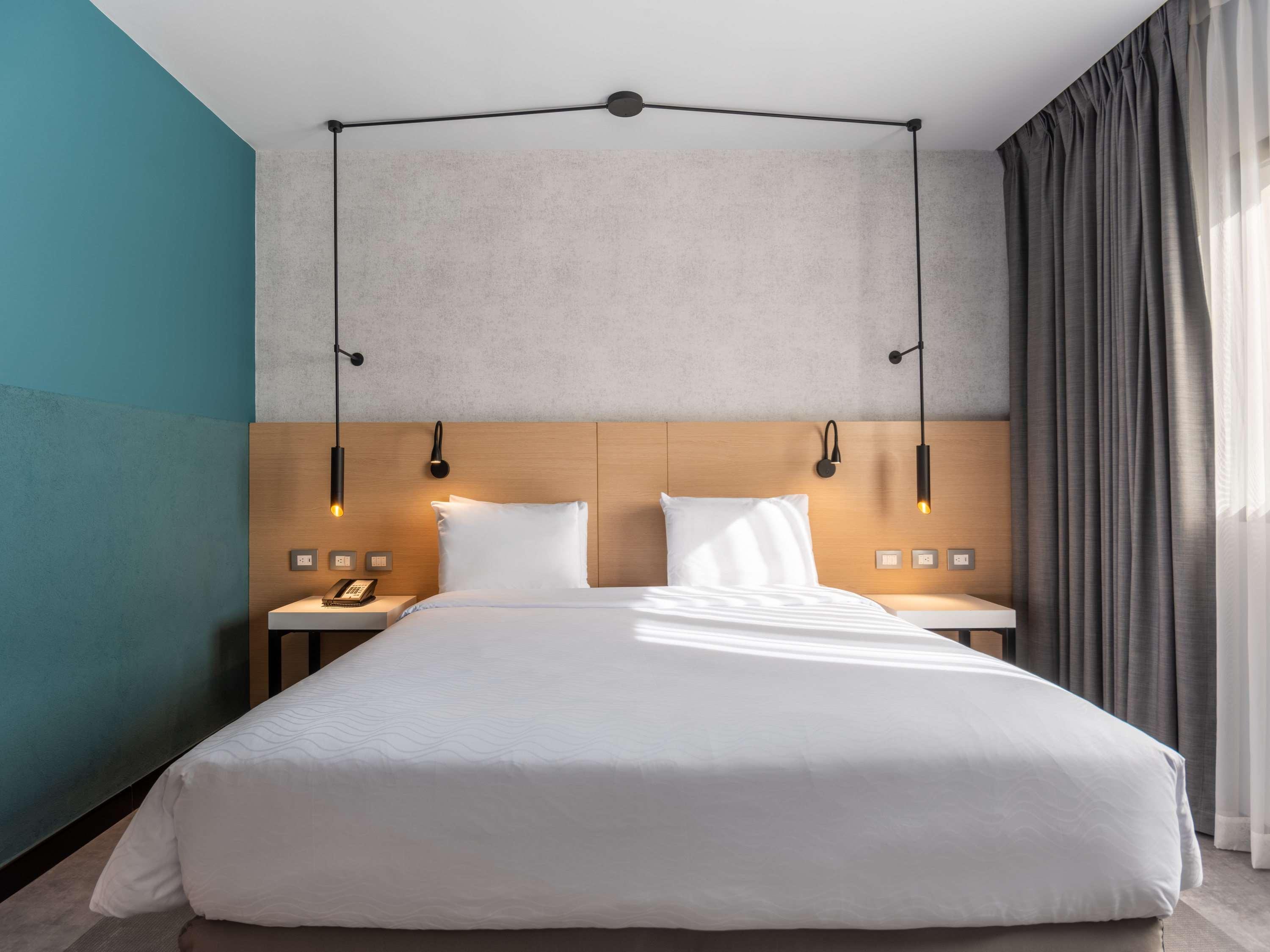 Double Superior King Bed