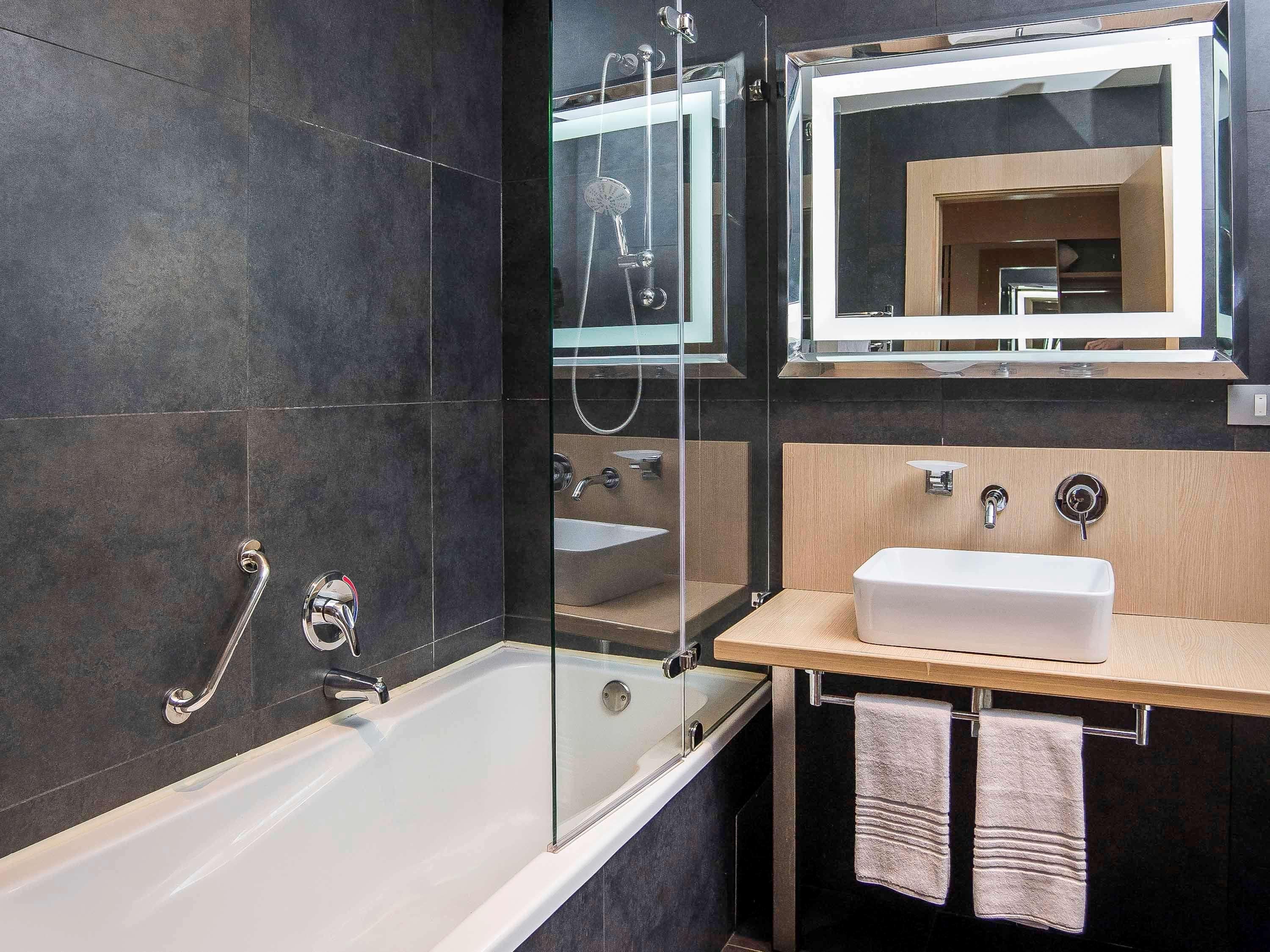 Double Superior King Bed