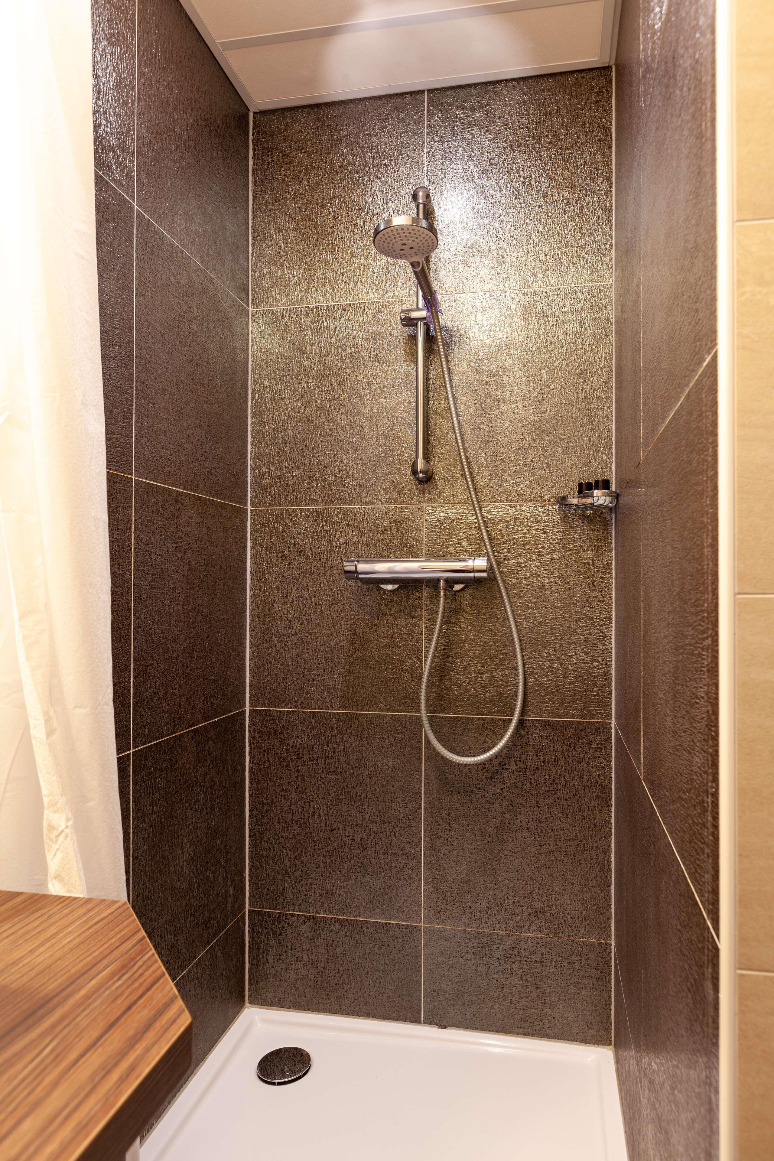 Double or Twin Deluxe