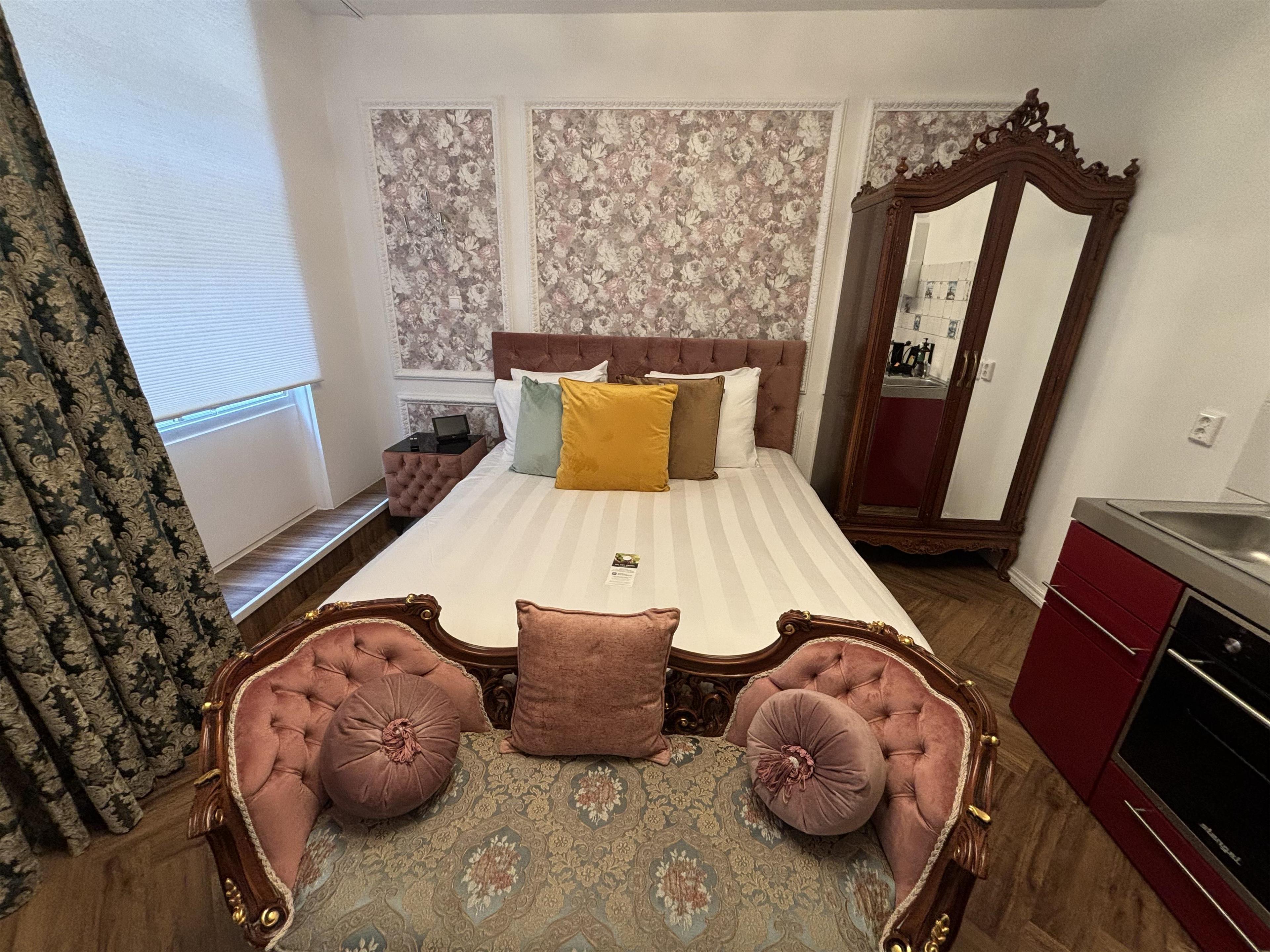 Studio with Double Bed