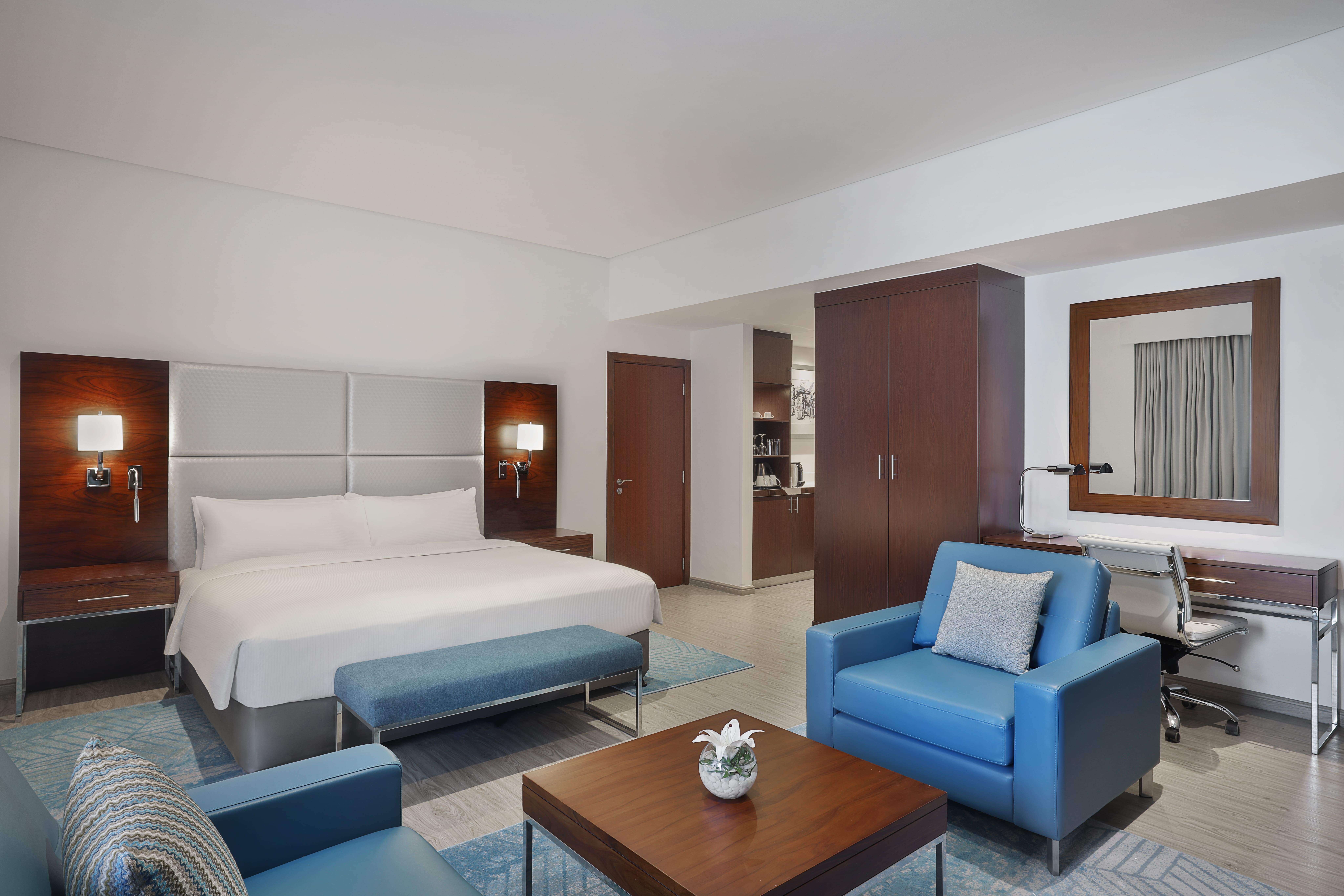 Studio Deluxe King Bed