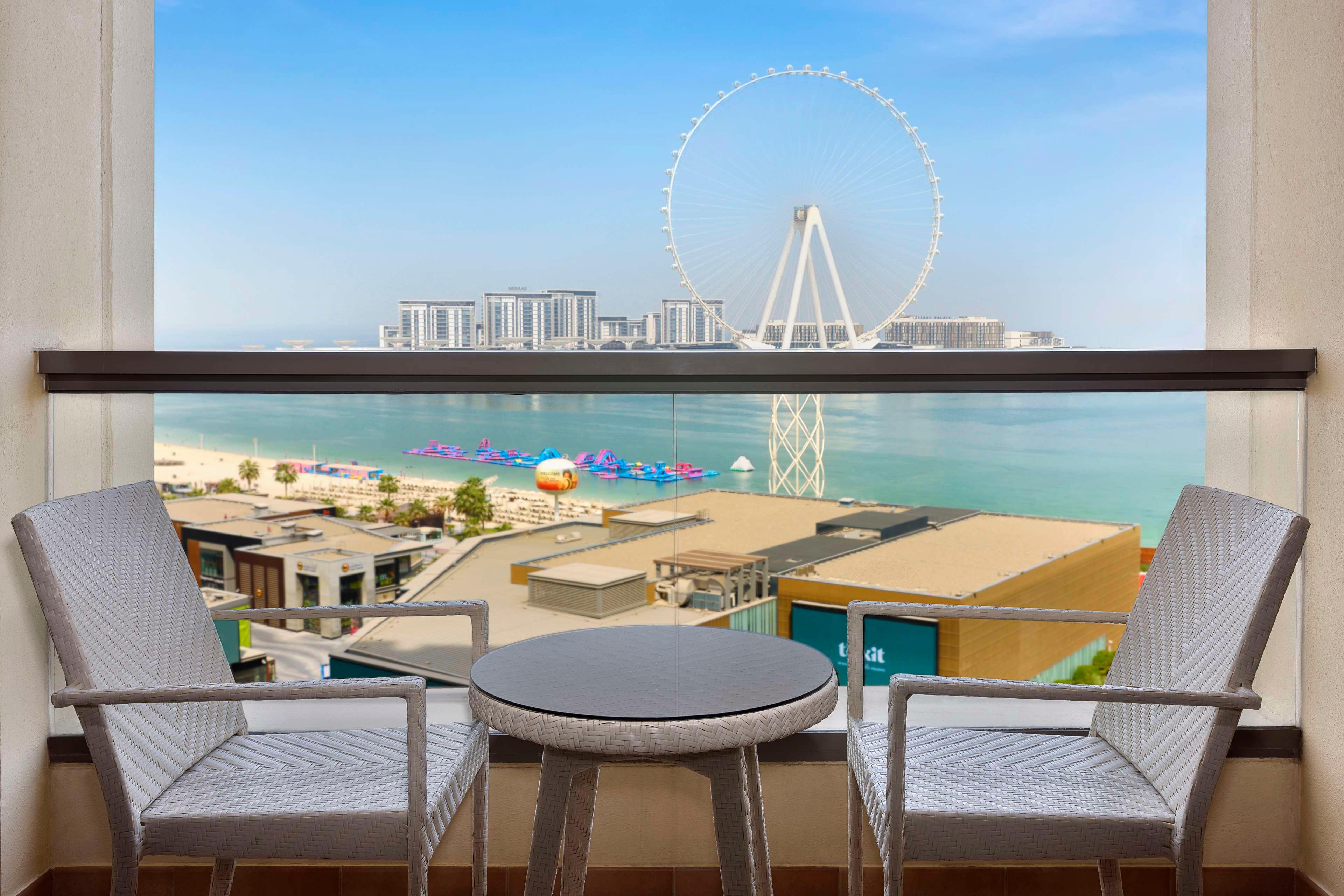 Double Sea View King Bed