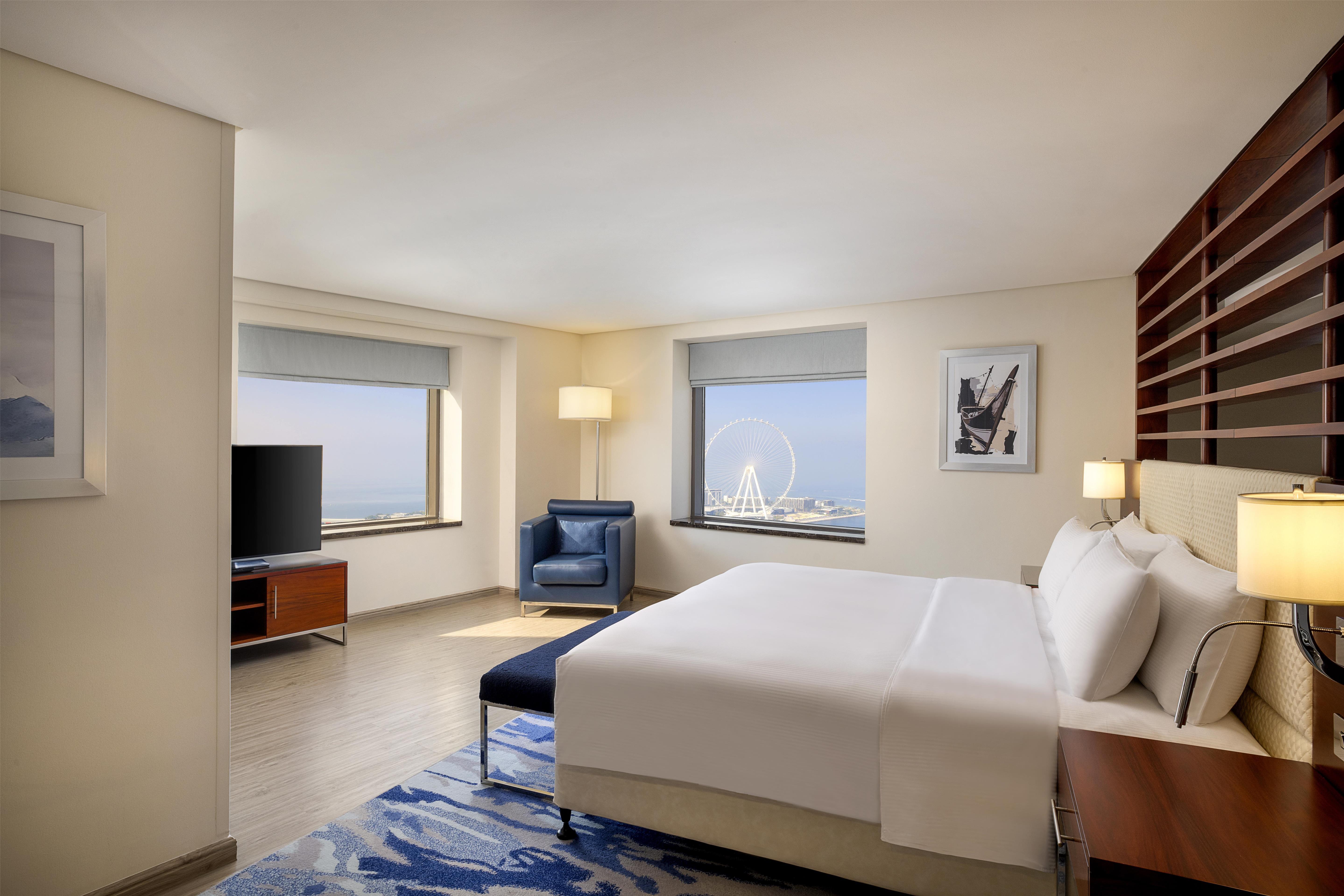 Suite Sea View King Bed