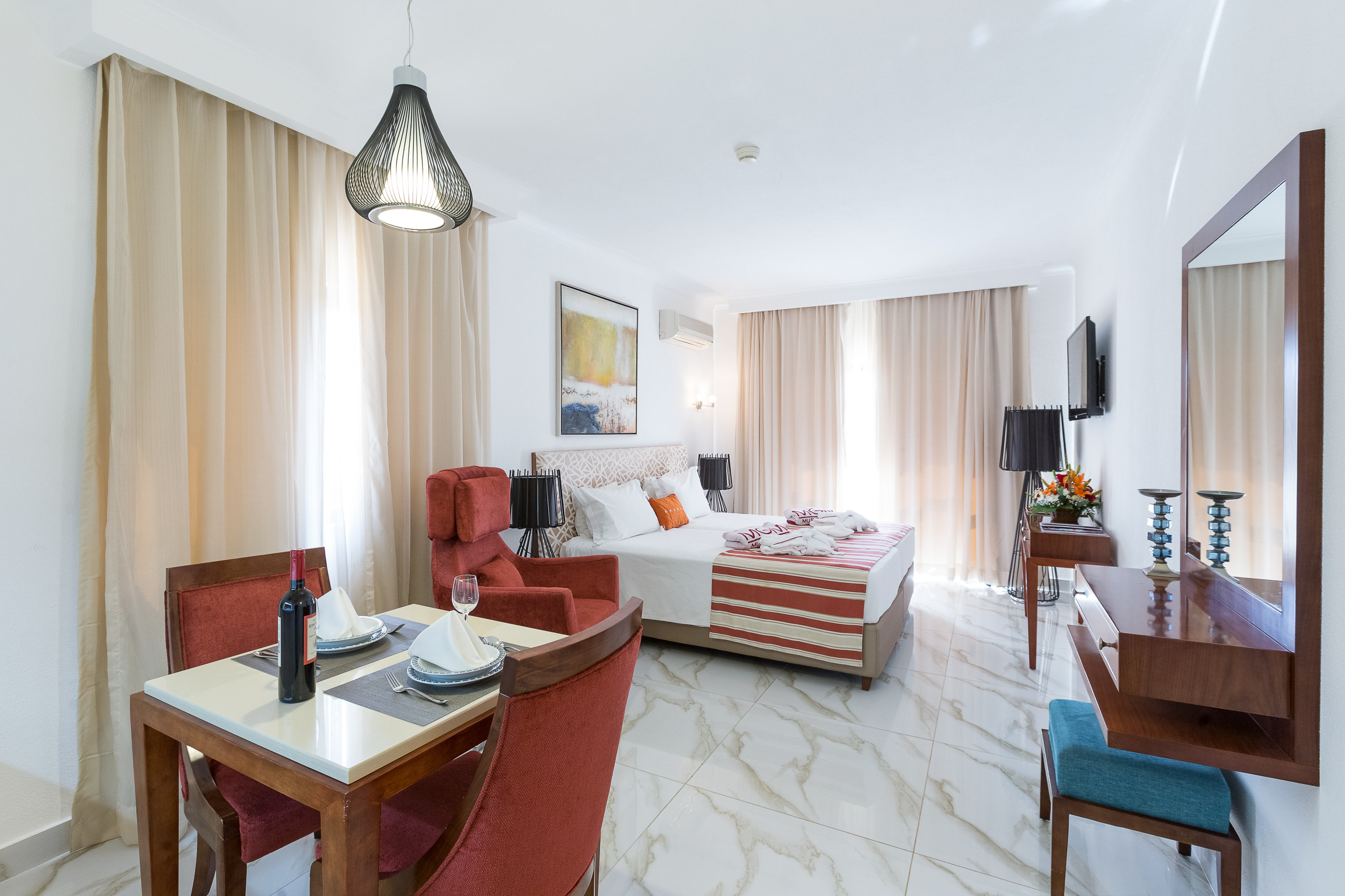 Apartment Pool View One Bedroom