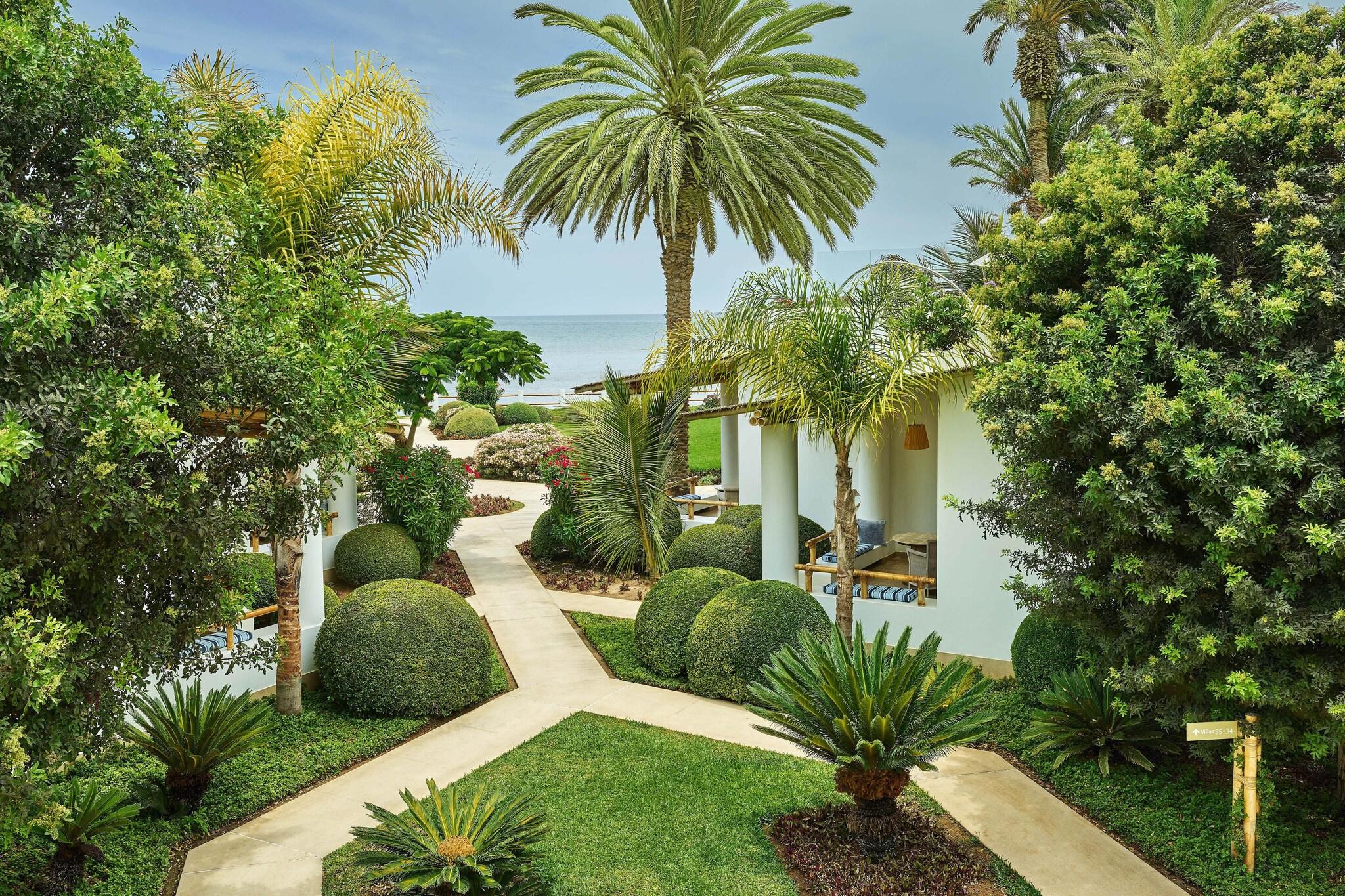 Suite Garden View King Bed