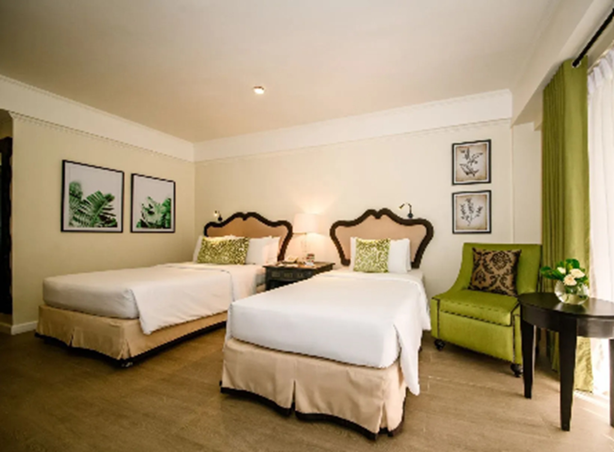 Double or Twin Deluxe