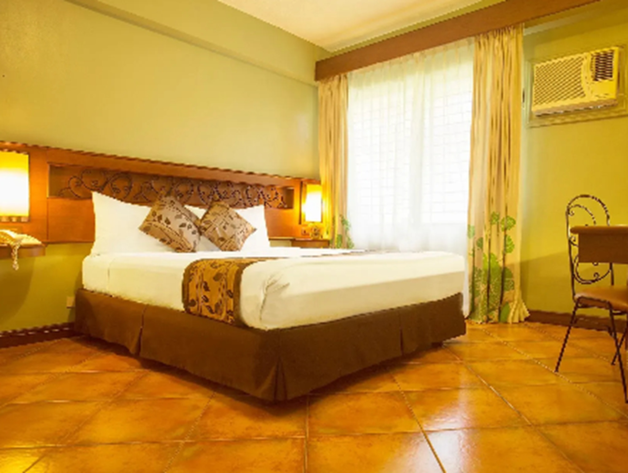 Double or Twin Standard