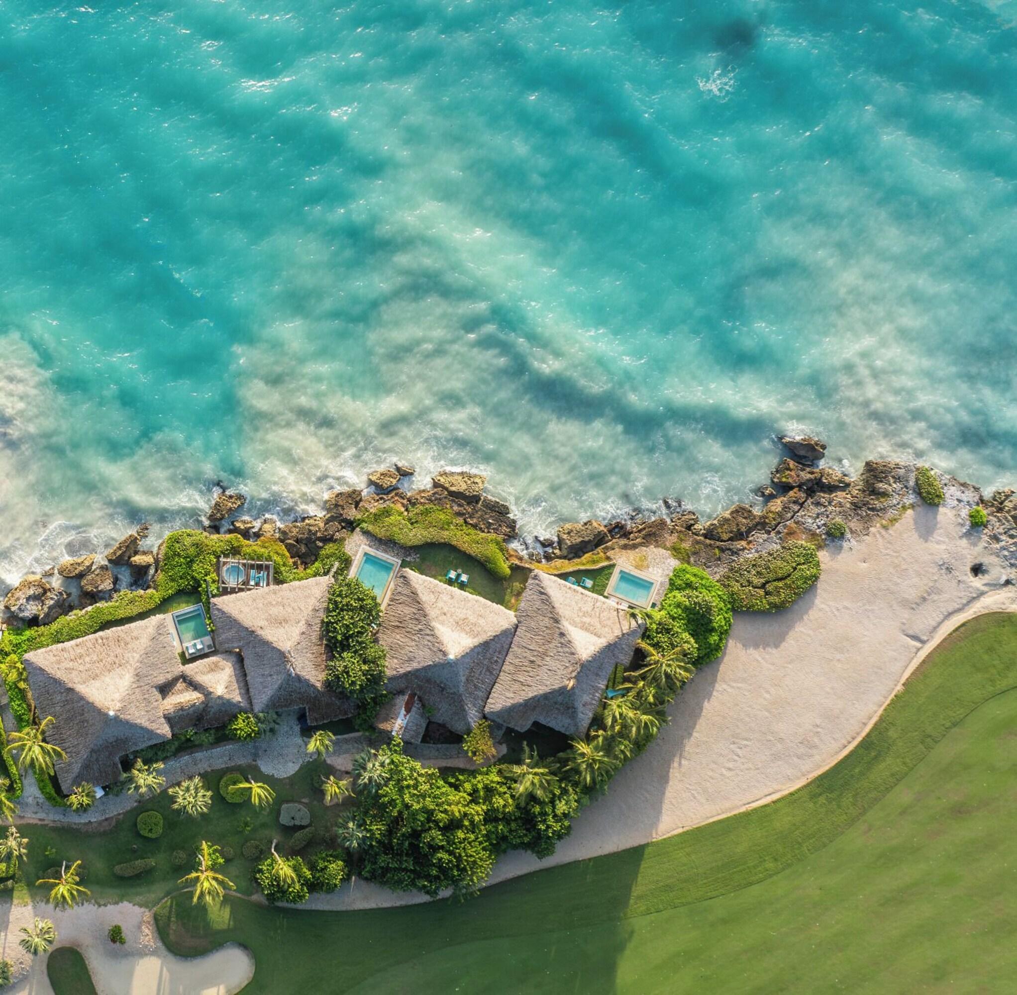 Bungalow Ocean Front