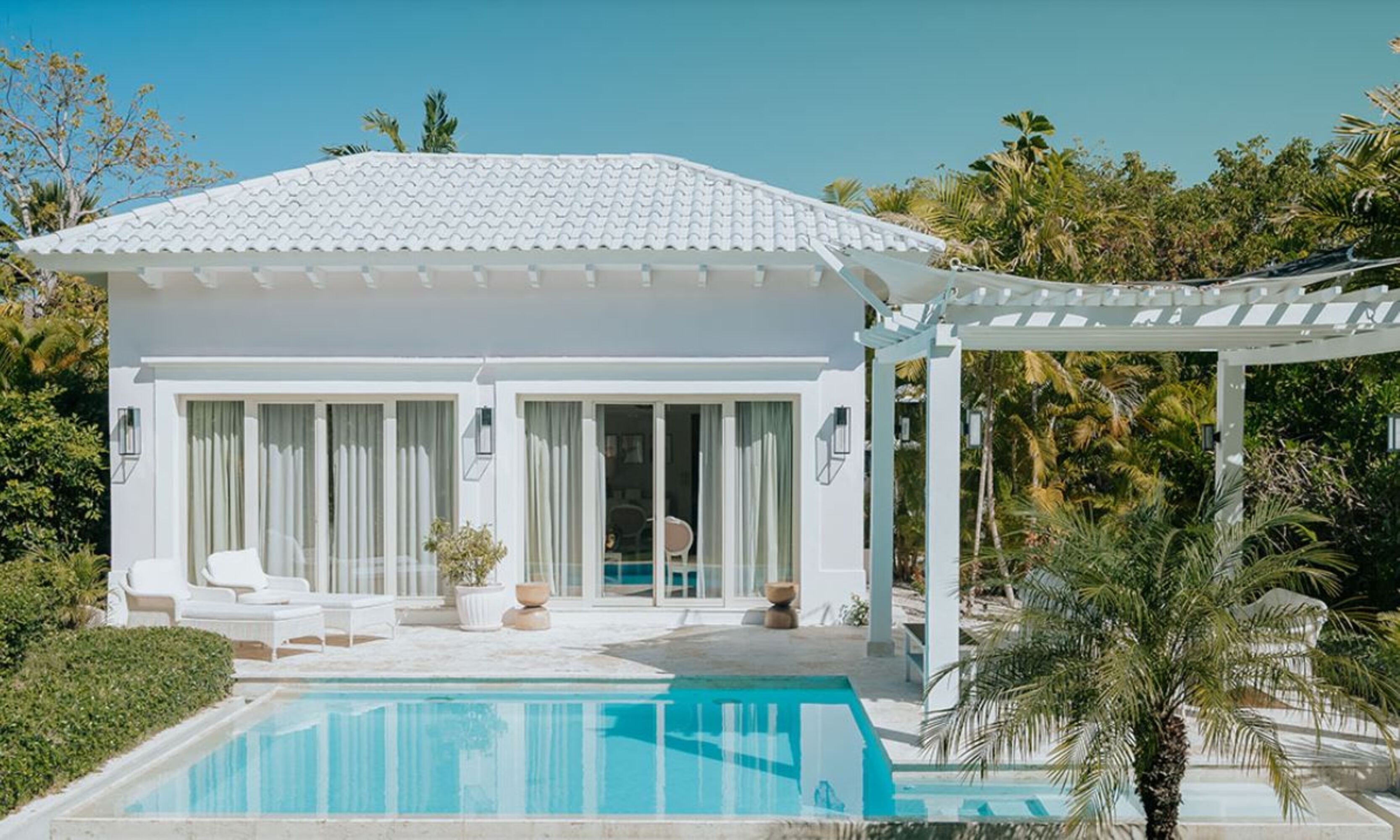 Junior Suite Pool View