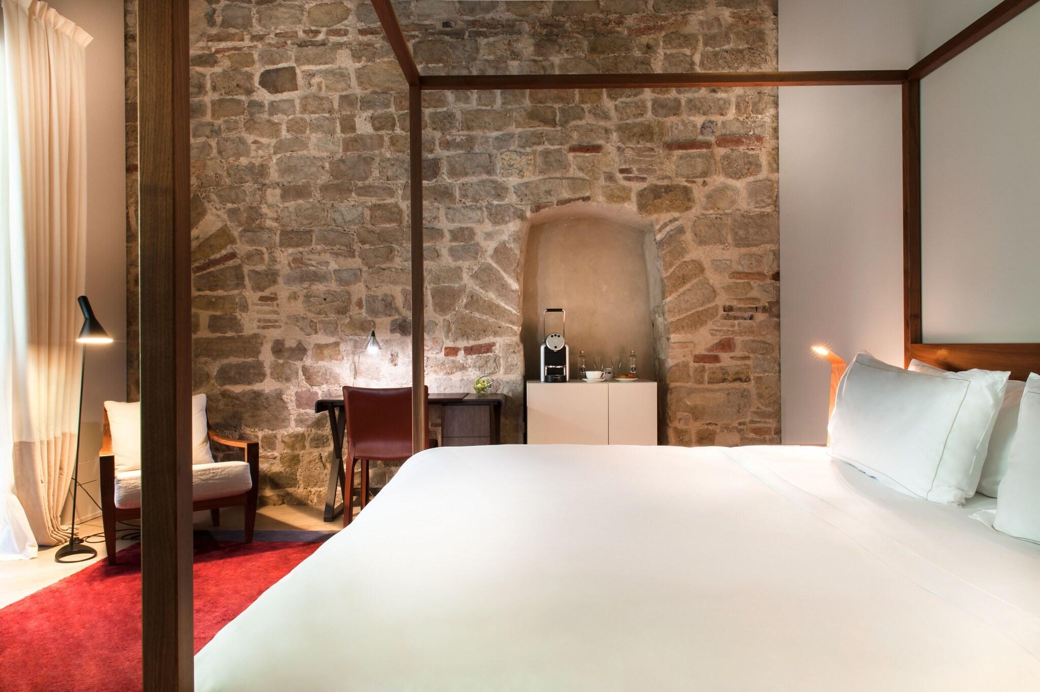 Junior Suite King Size Bed