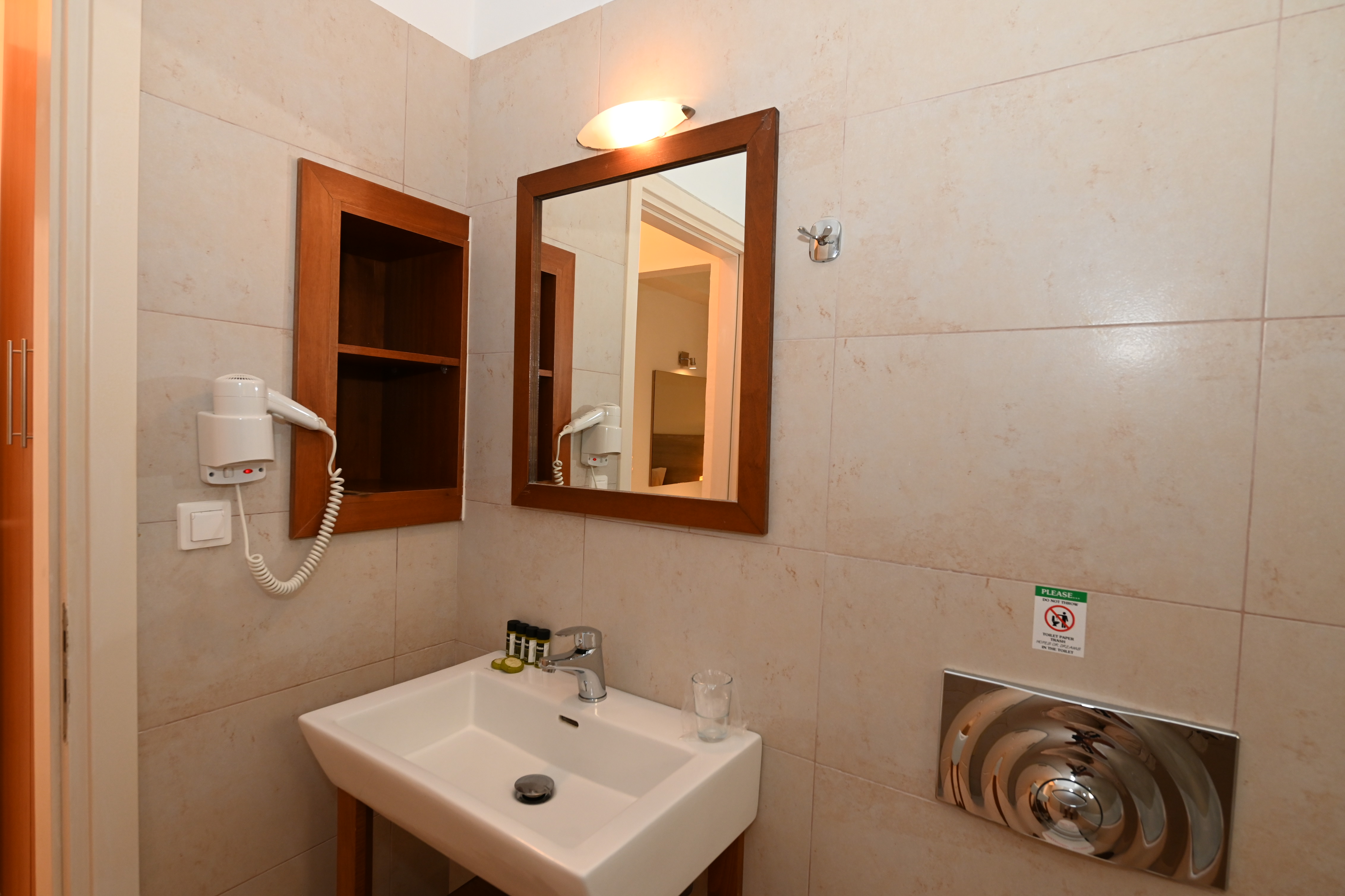 Double or Twin Standard