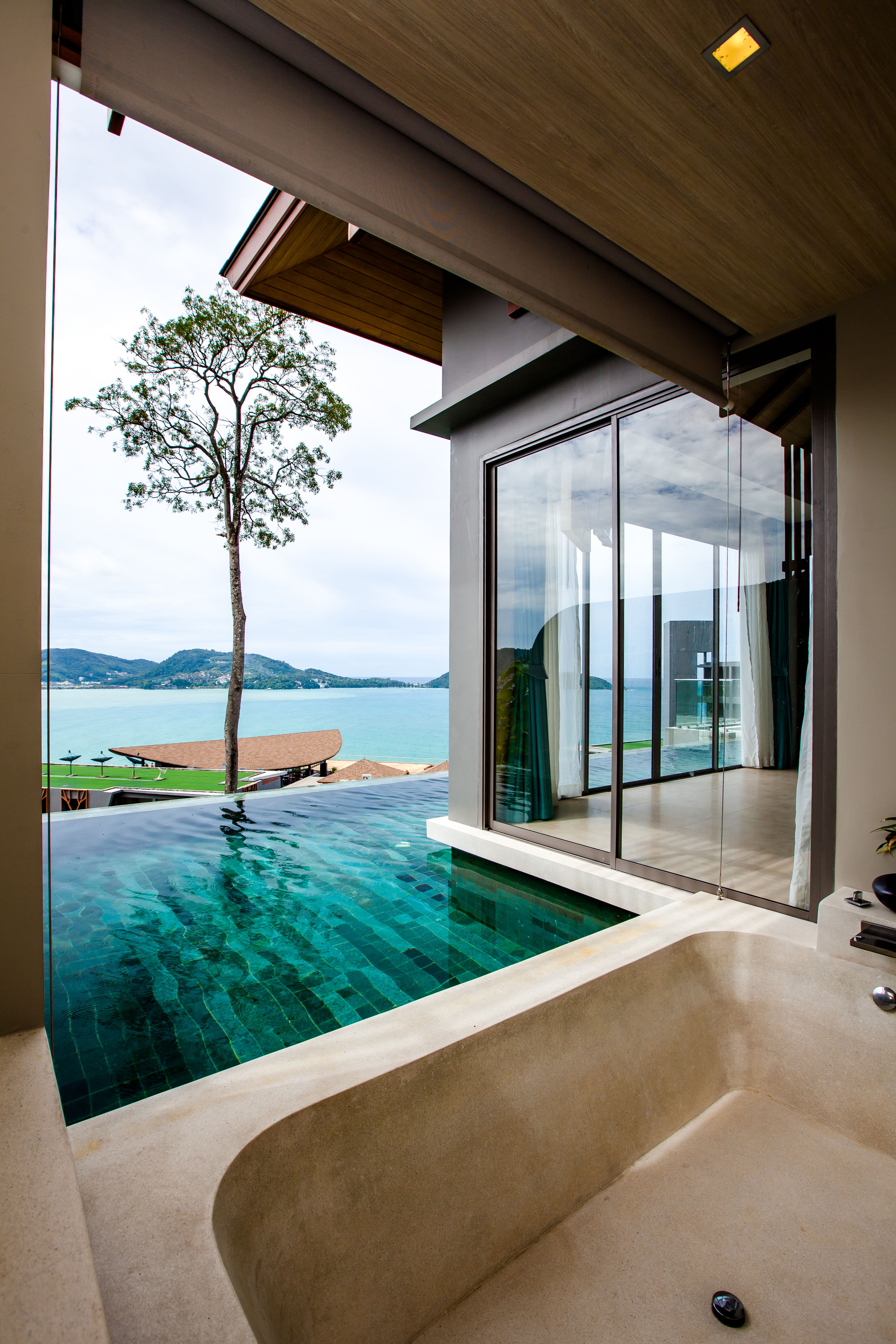 Double or Twin with Private Pool