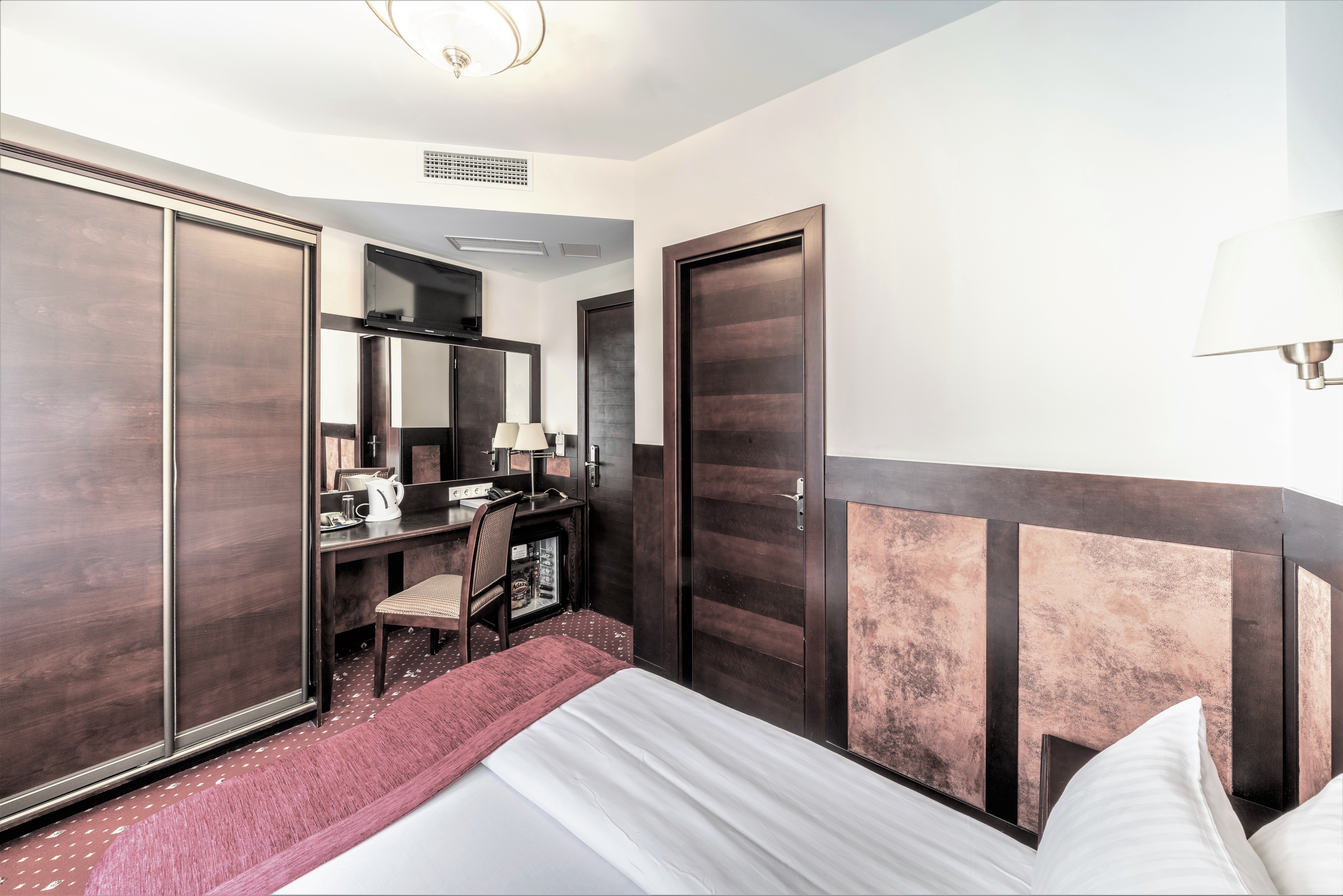 Double or Twin Economy