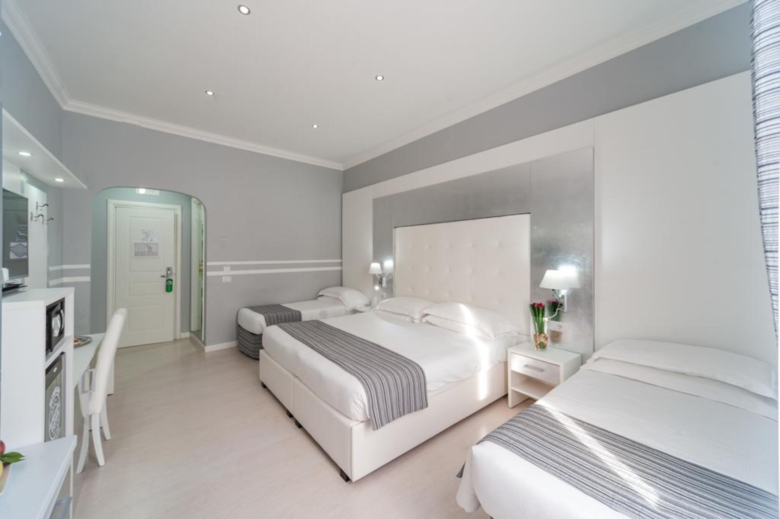 Quadruple Deluxe City View