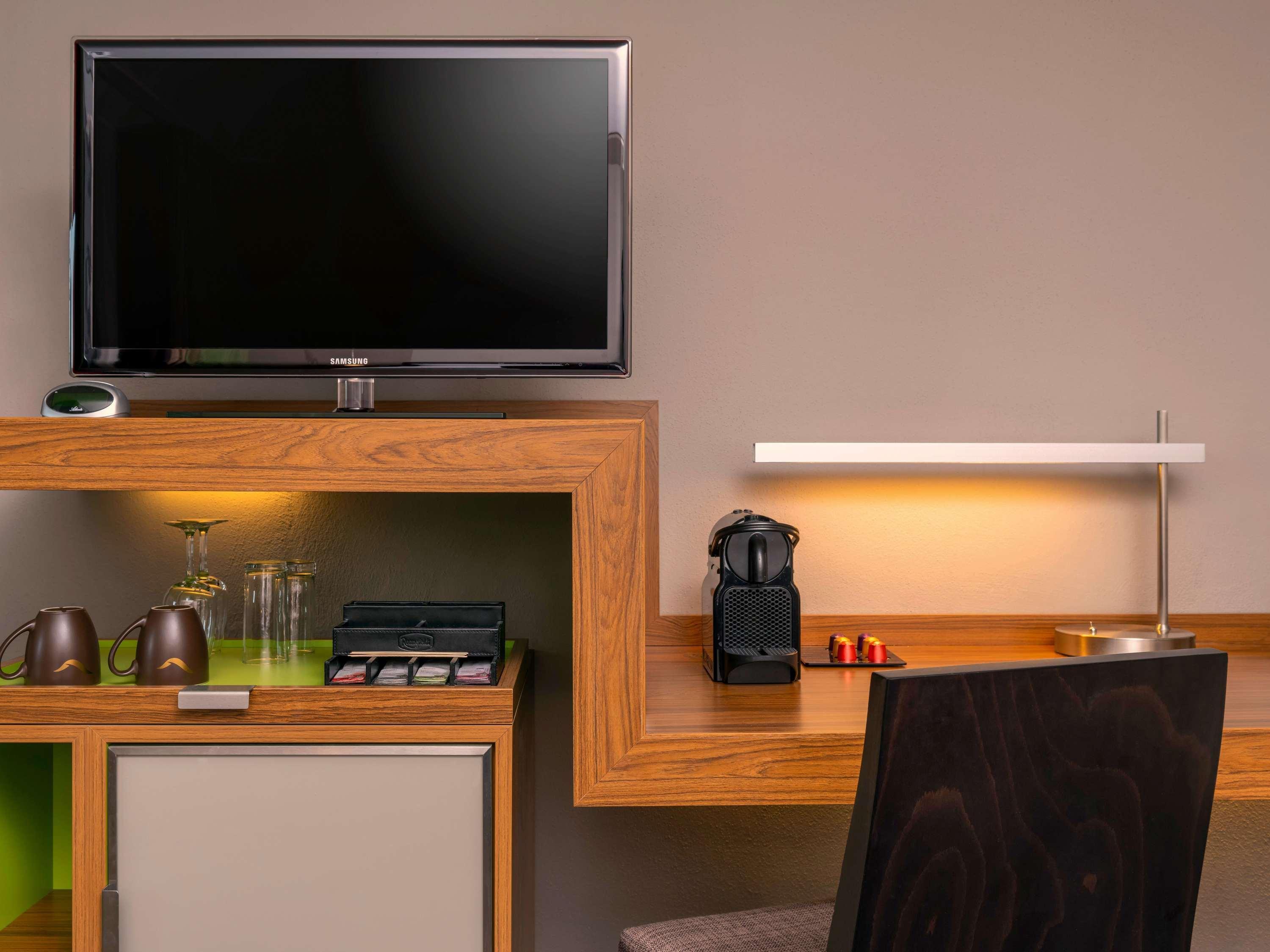 Room Premium King Bed