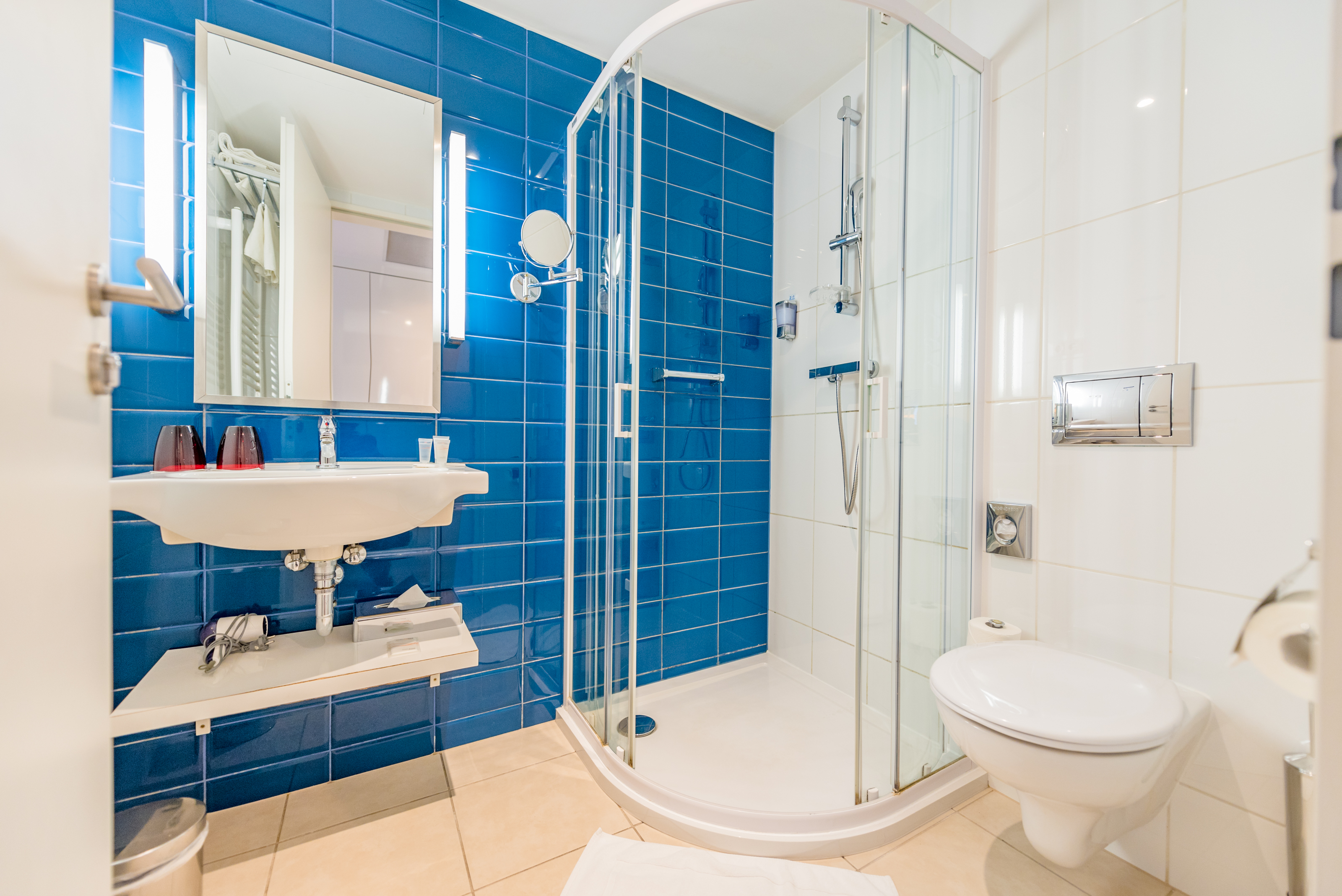 Double or Twin Standard