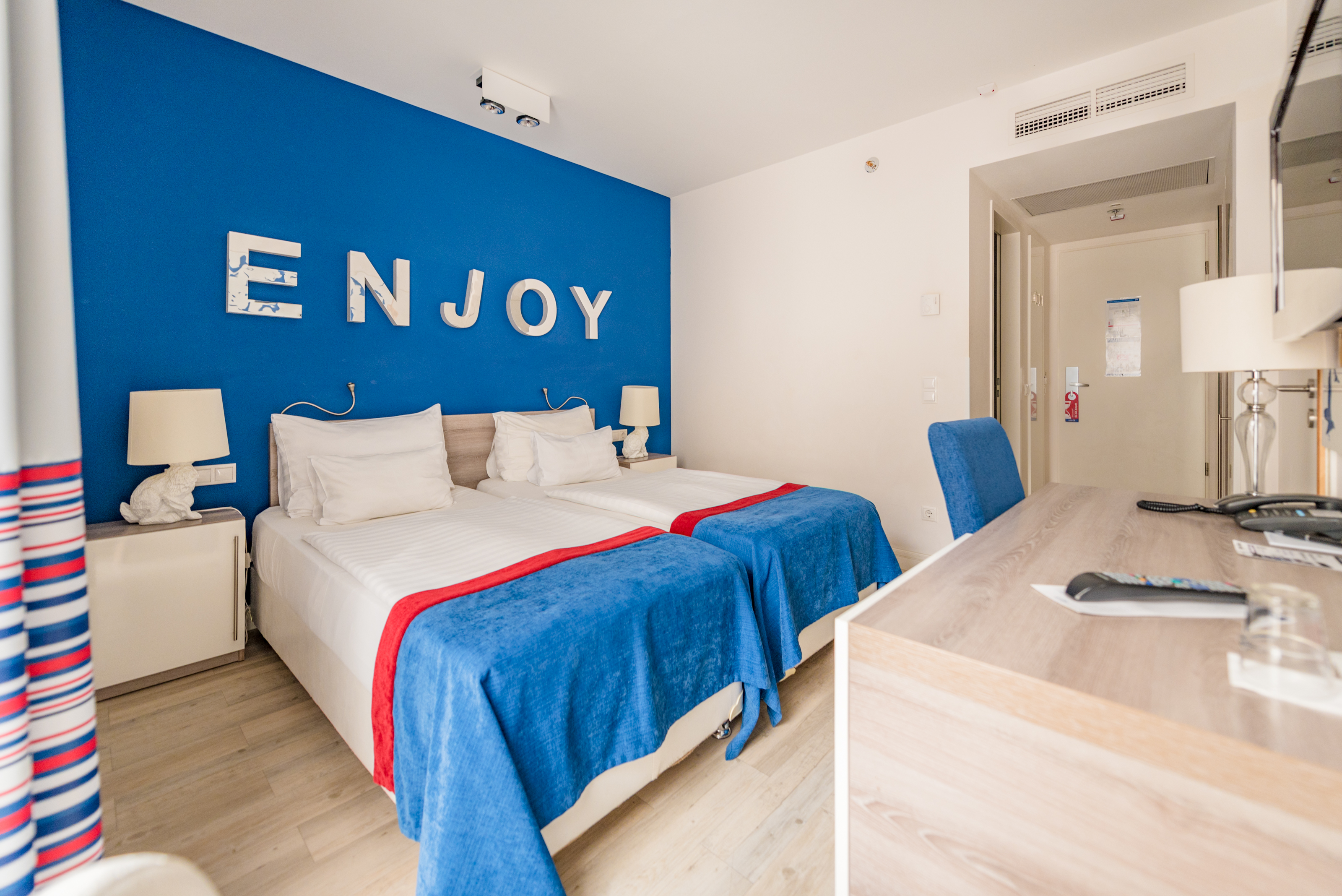 Double or Twin Standard