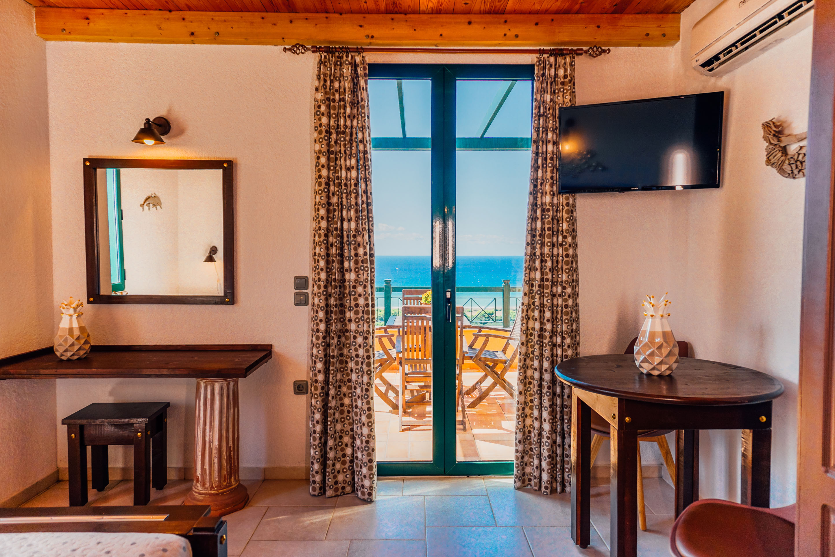 Suite Two Bedrooms One Bathroom