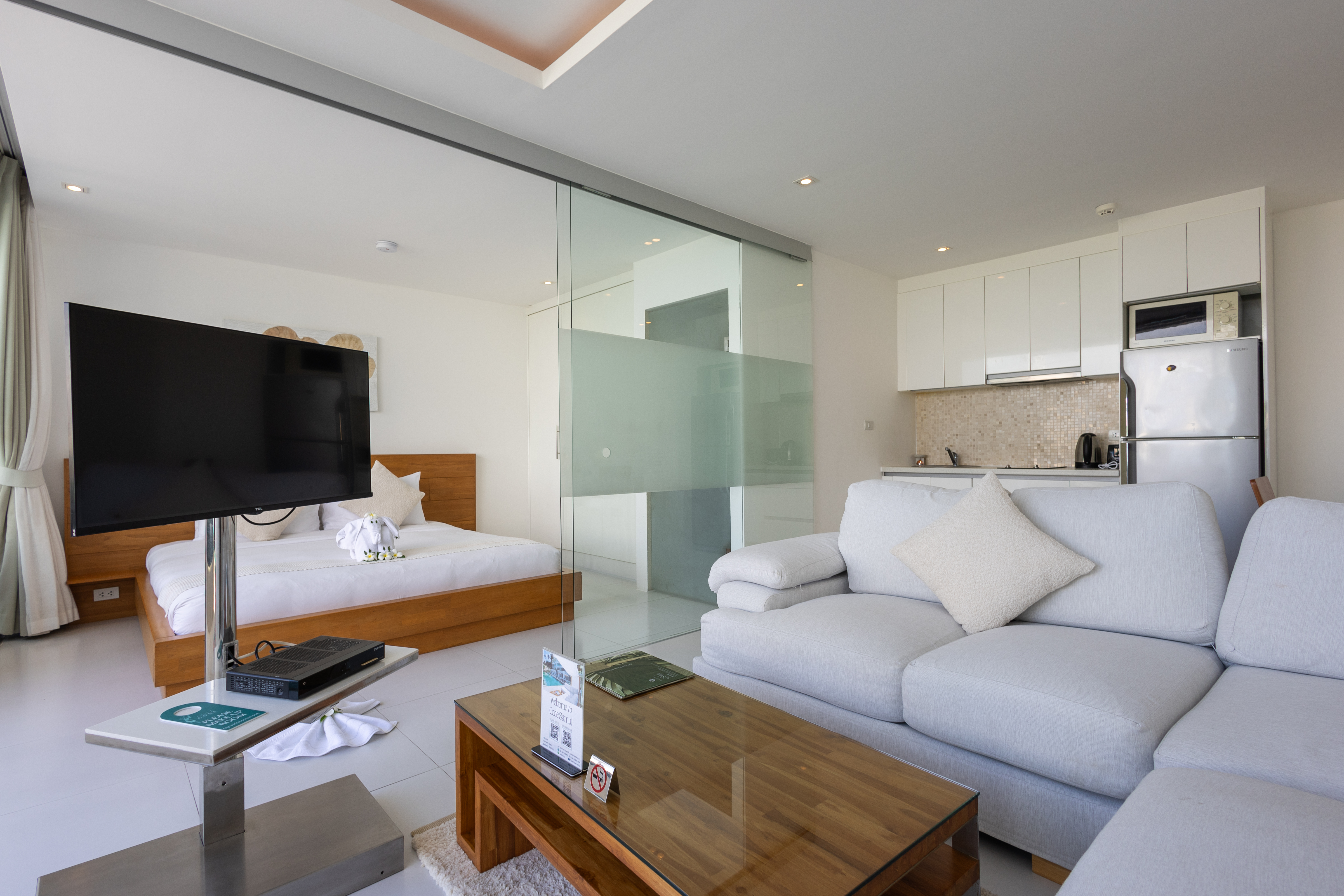 Suite Pool View One Bedroom