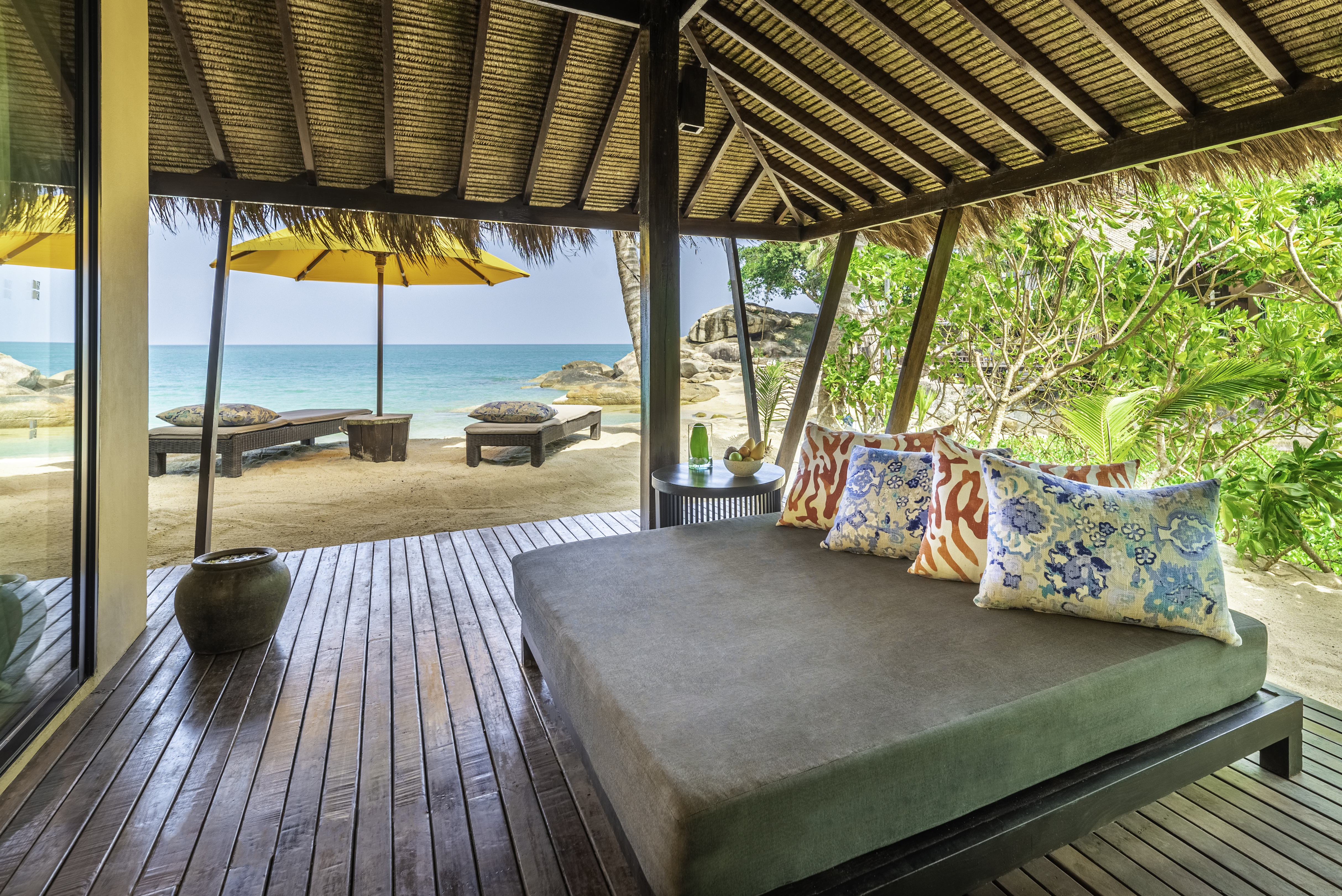 Double Deluxe One Bed