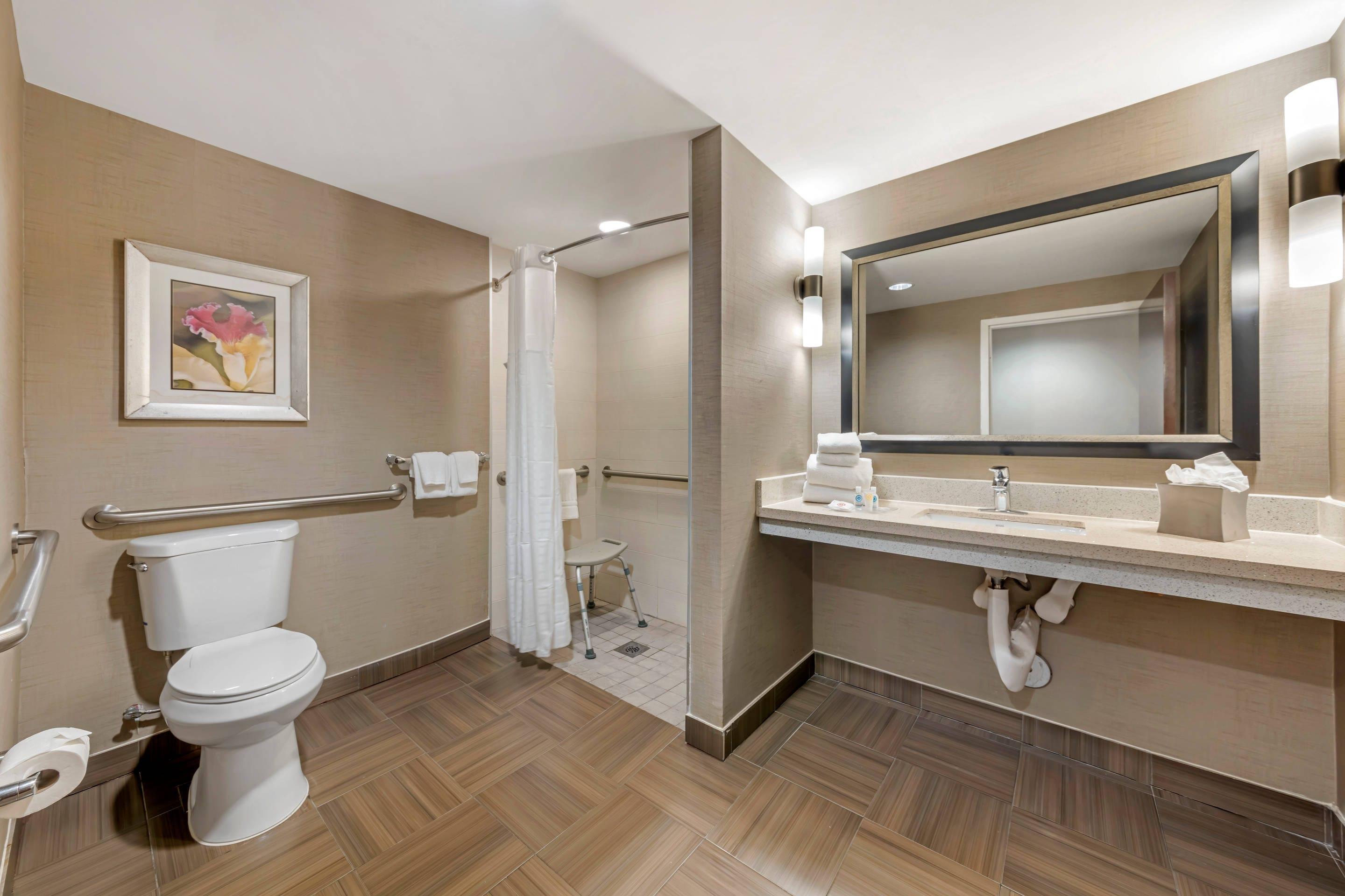 Suite Two Queen Beds Non Smoking