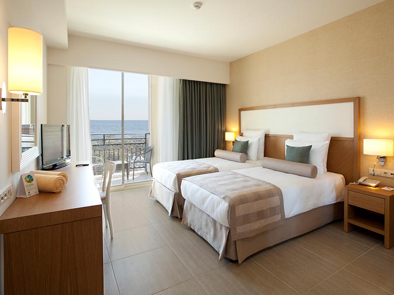 Family Room Connecting Room