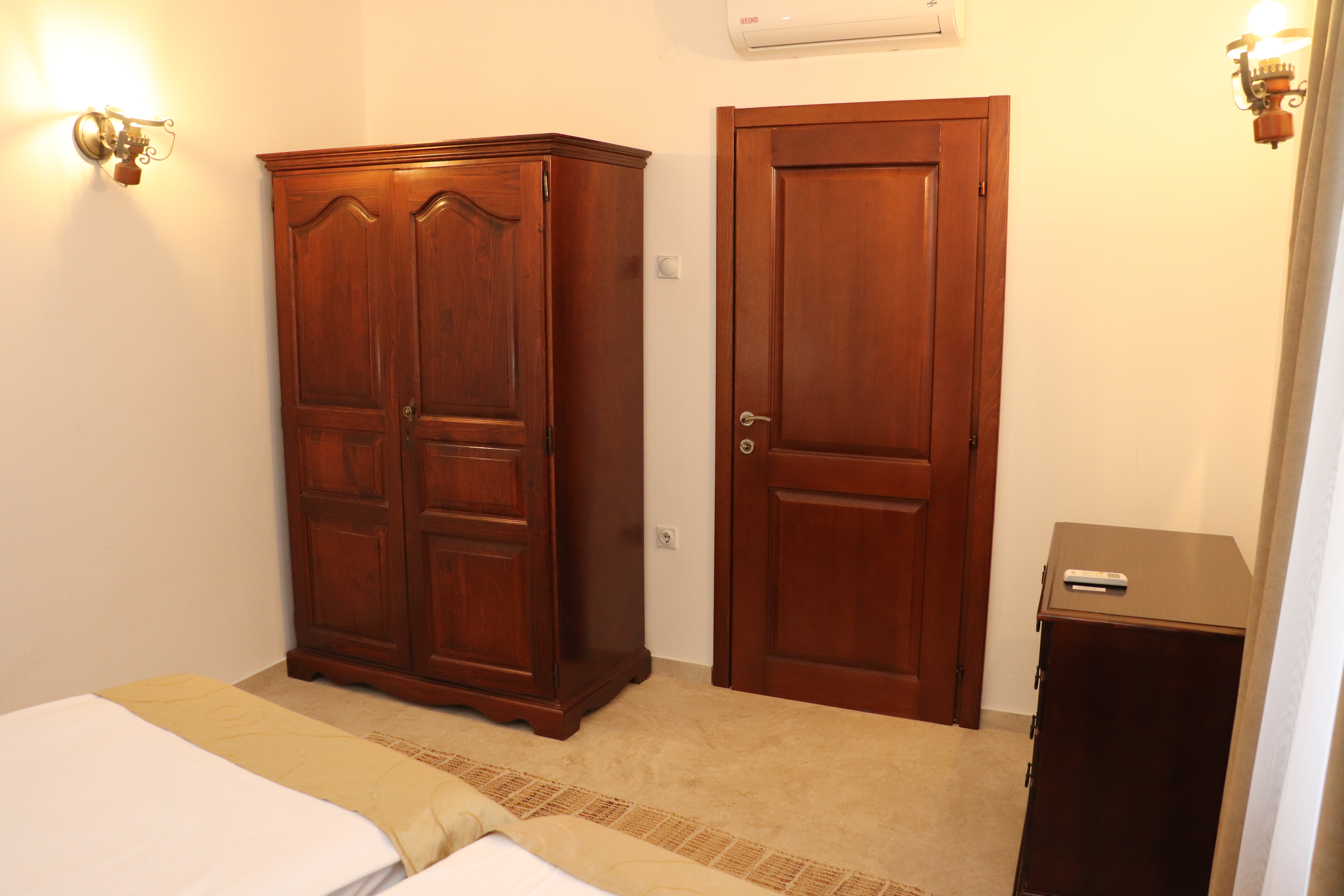 Apartment Two Bedrooms One Bathroom