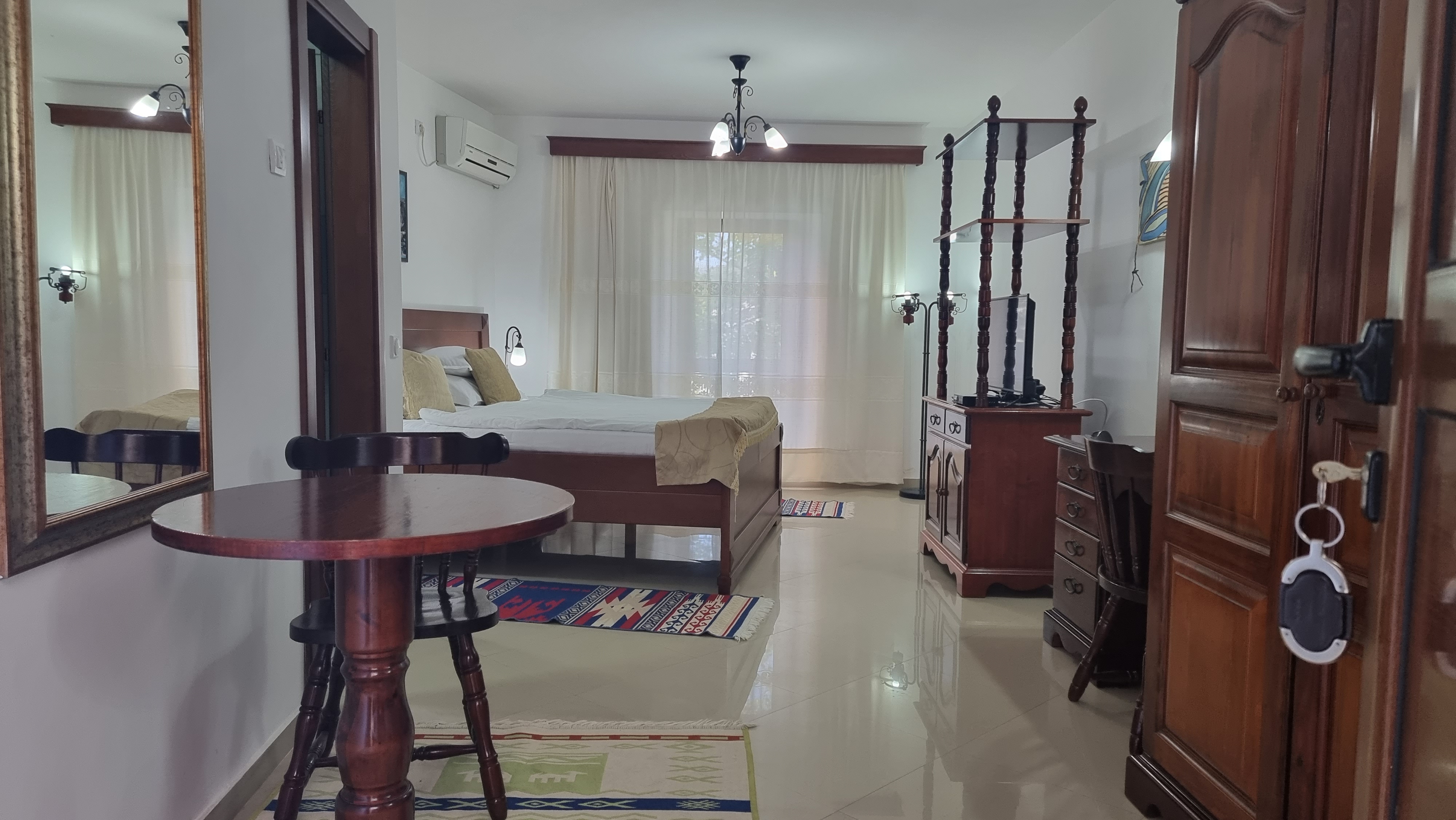 Double or Twin Standard