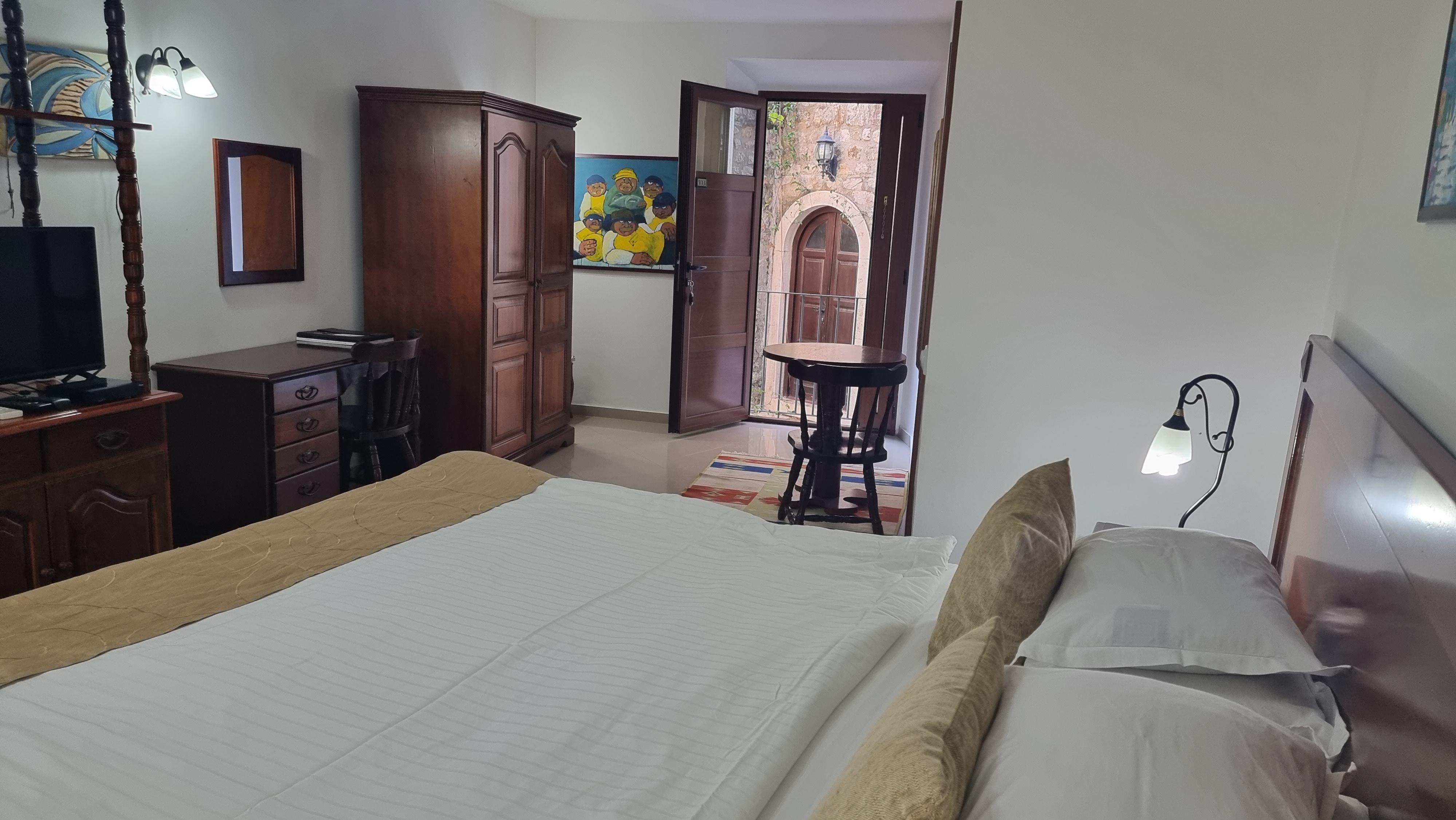 Double or Twin Standard