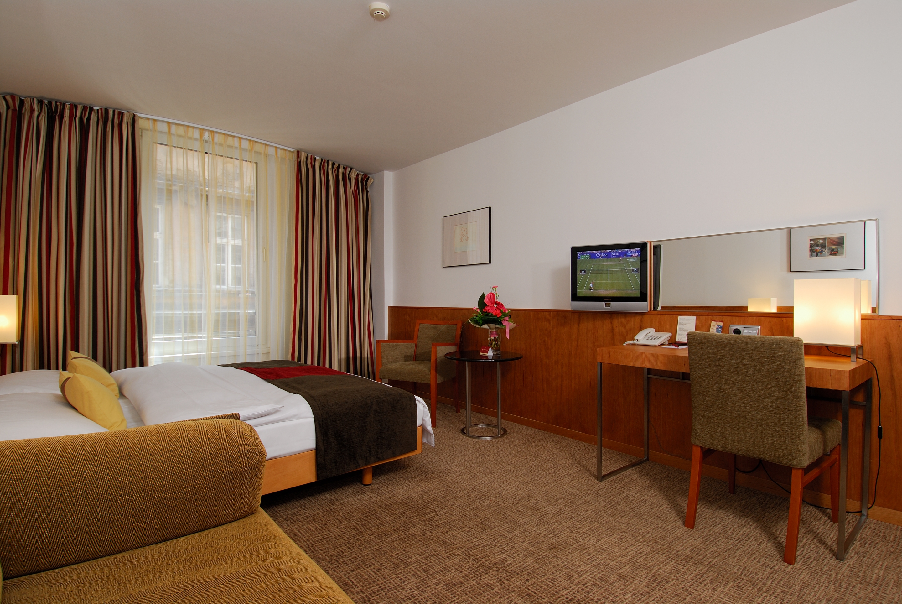 Double or Twin Executive