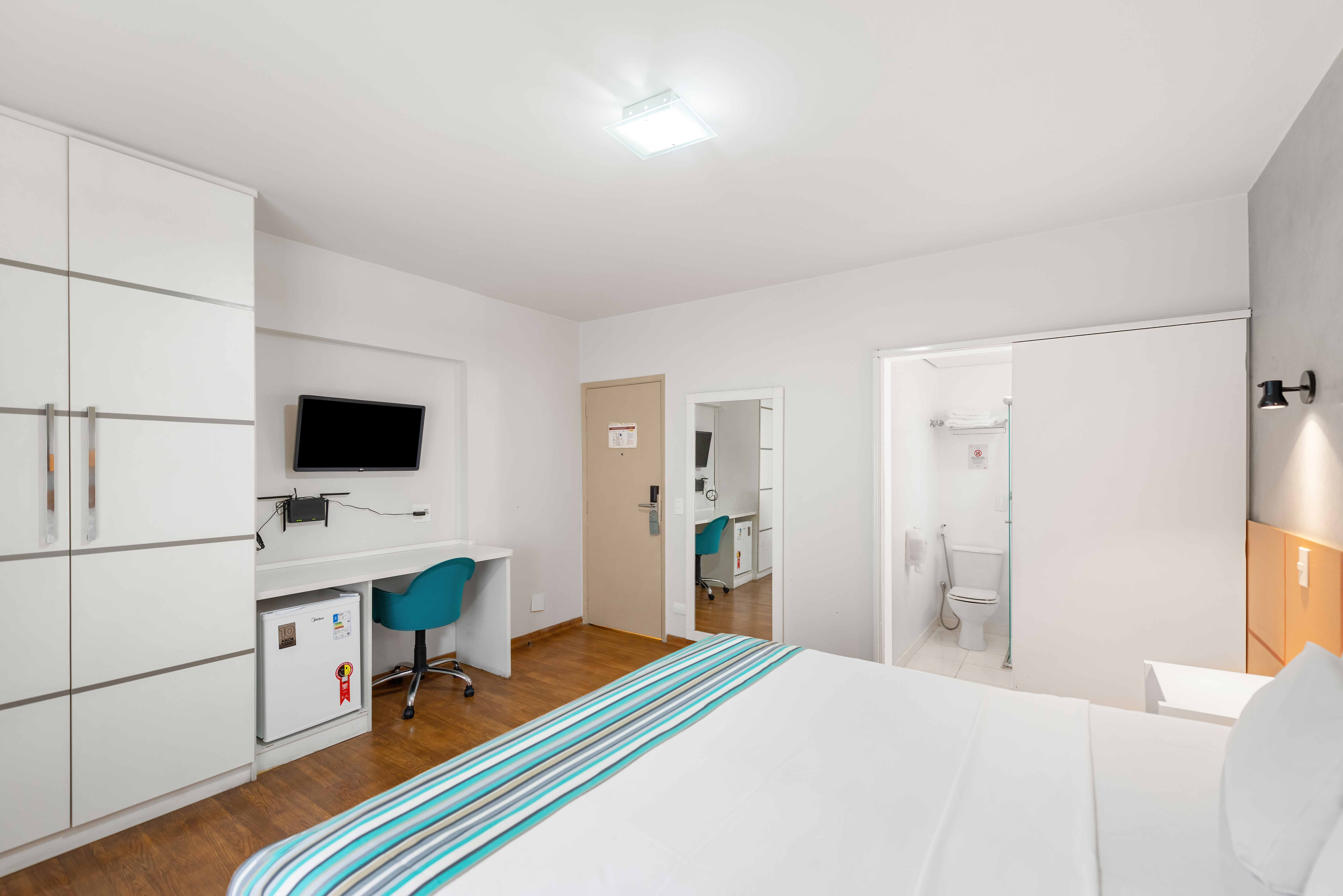 Suite Deluxe Queen Bed