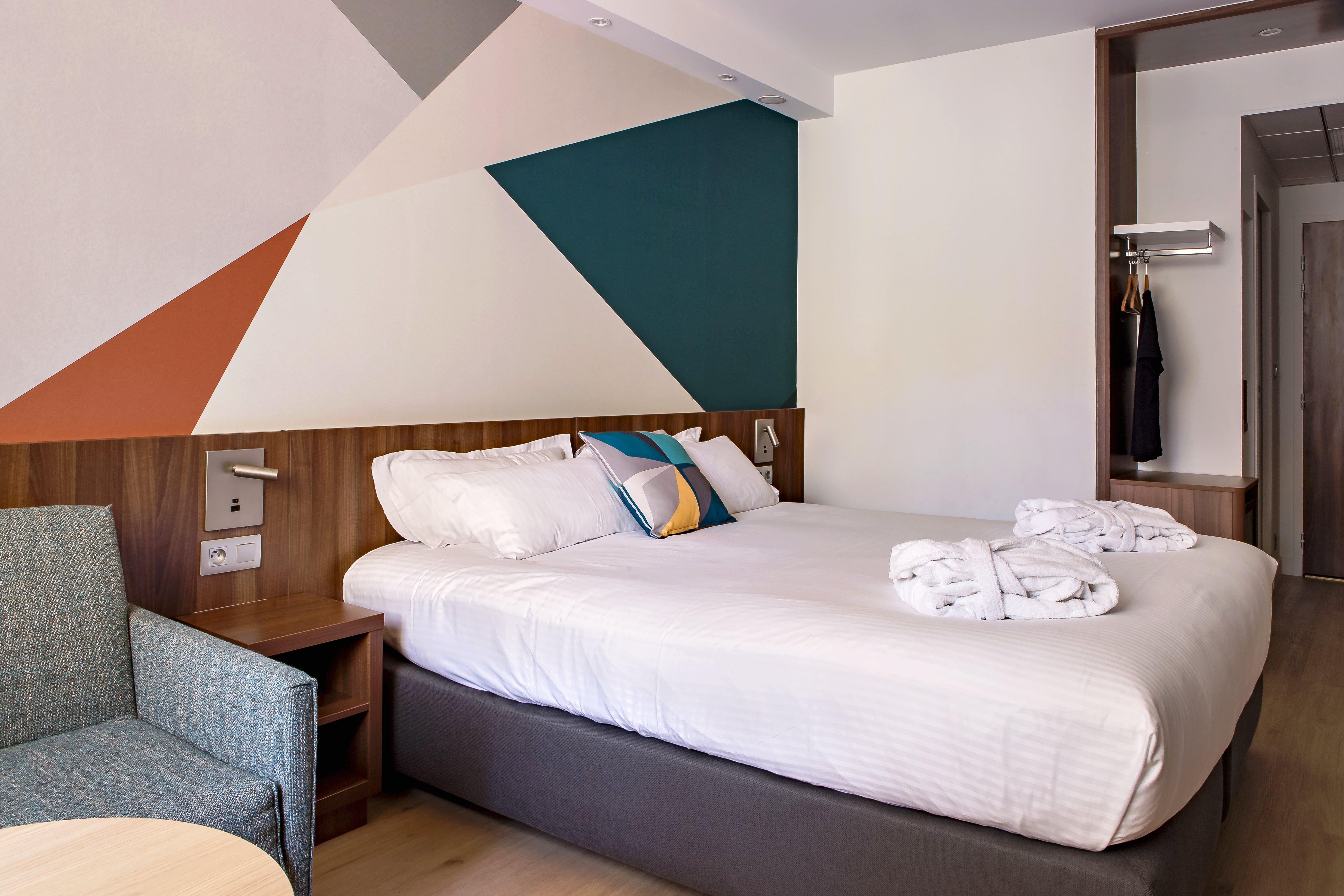 Double Premium King Bed