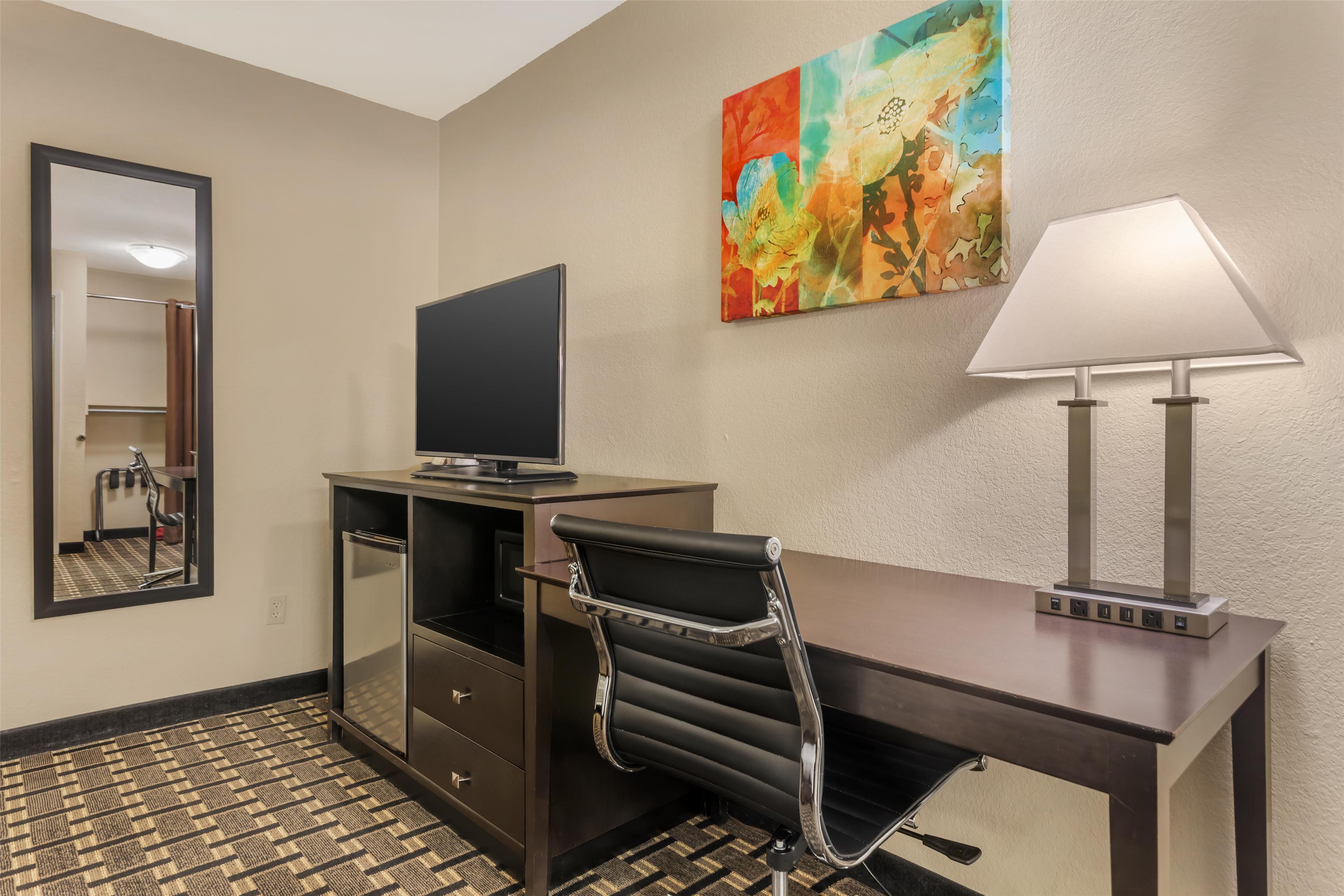 Room Queen Bed Non Smoking