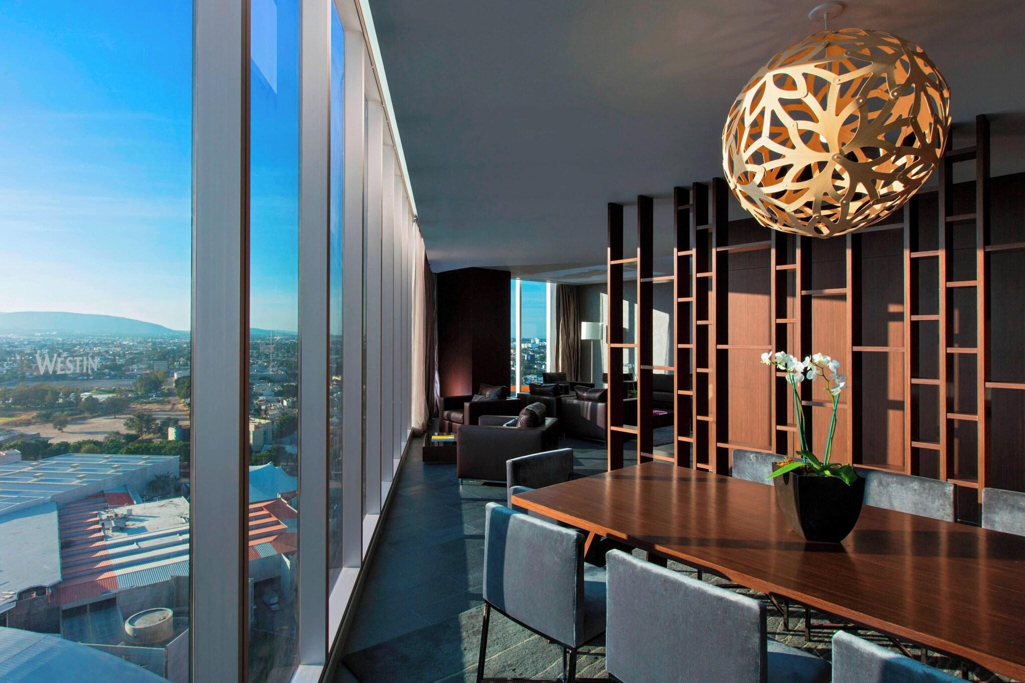 Suite Presidential with Views