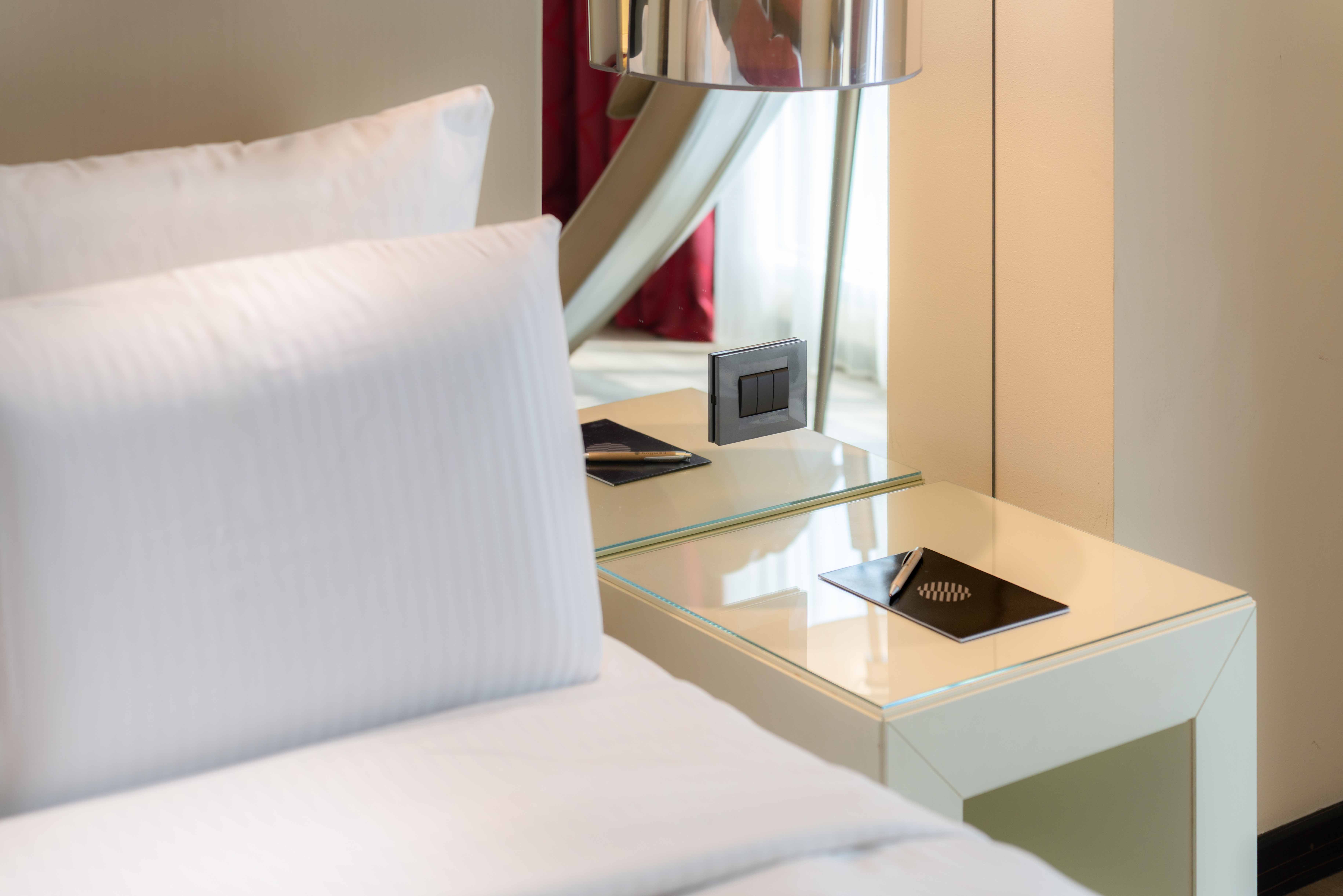 Double Deluxe King Bed