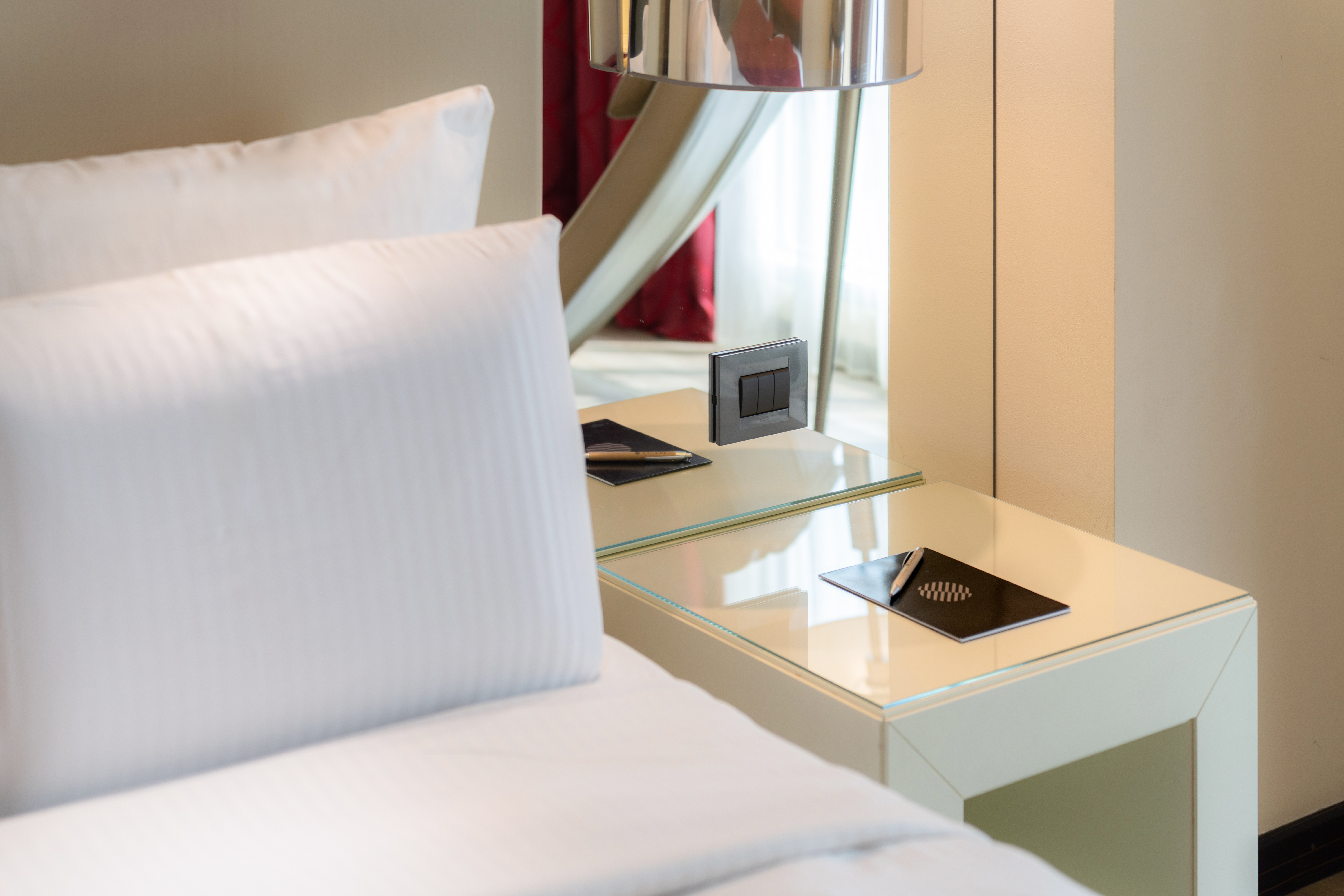 Junior Suite King Size Bed