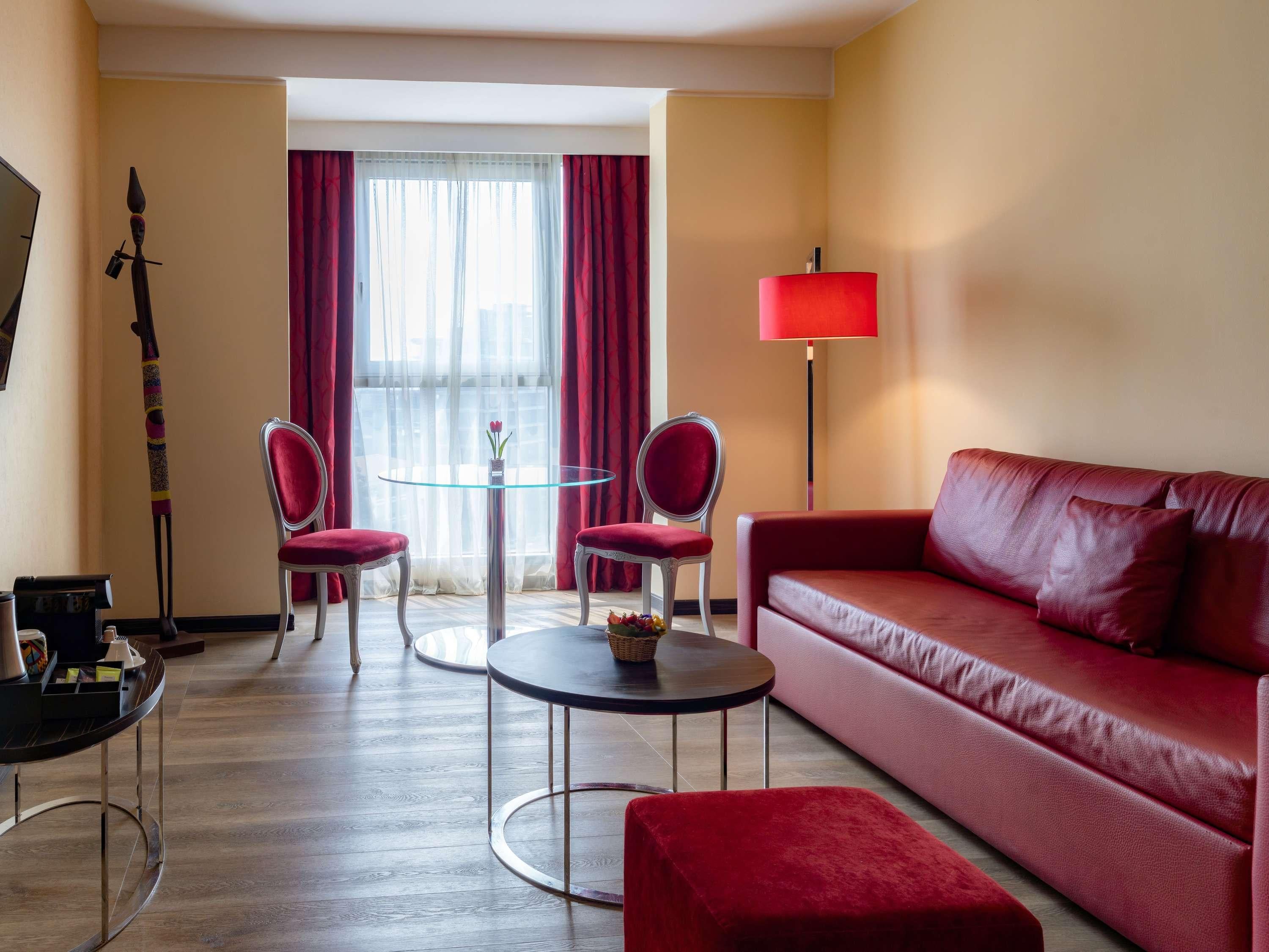 Double King Size Bed