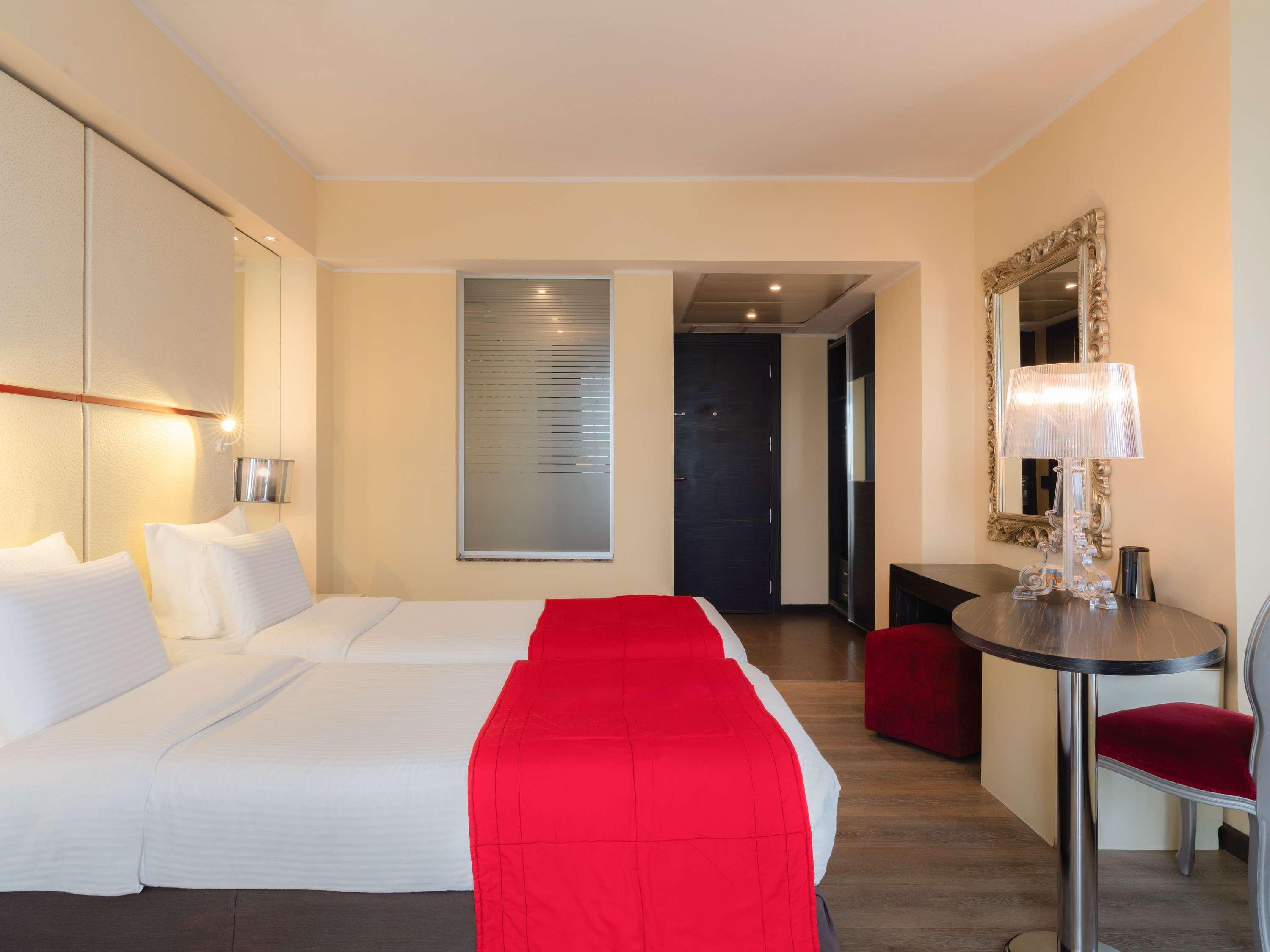 Double King Size Bed