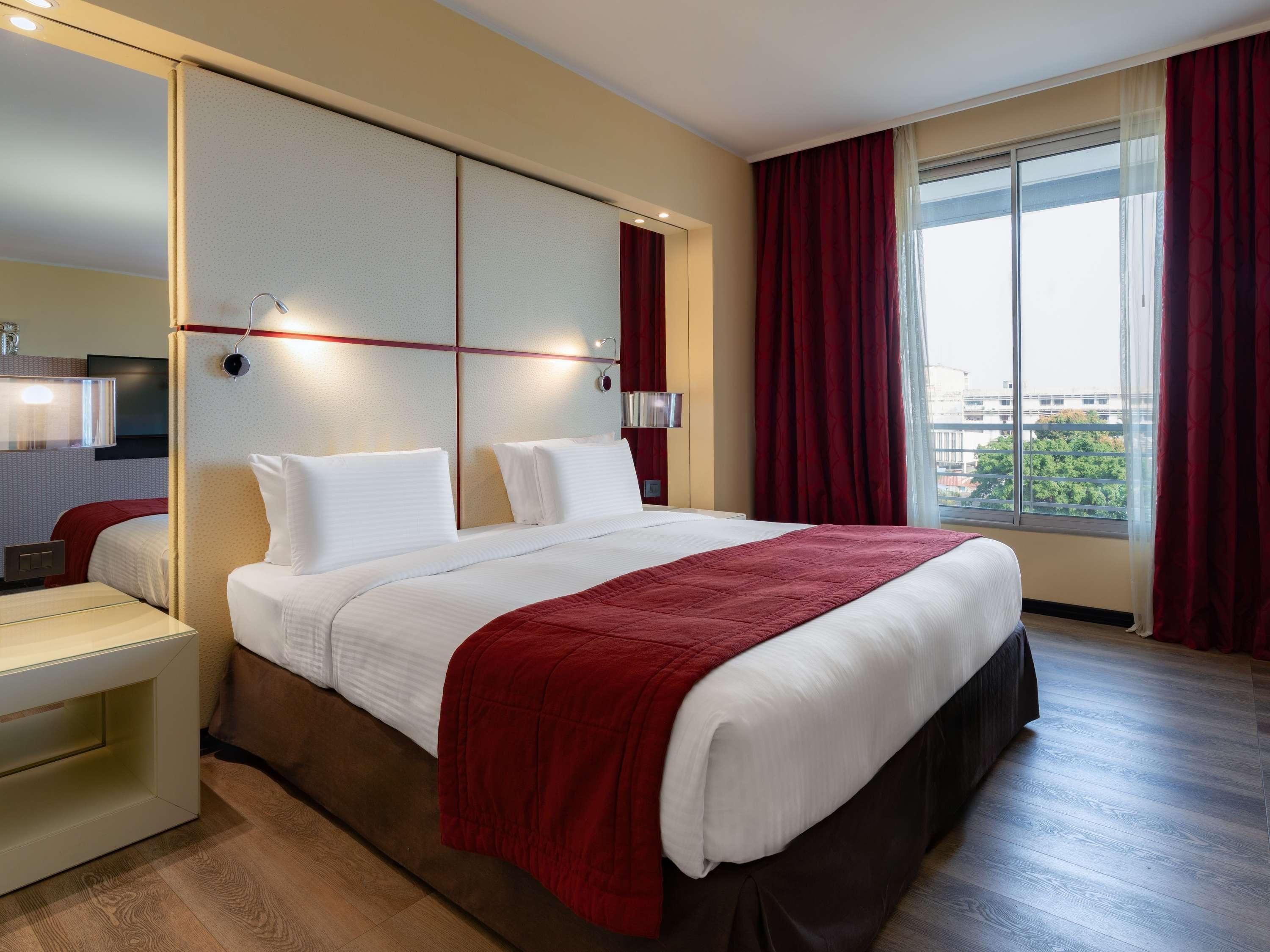 Double King Size Bed