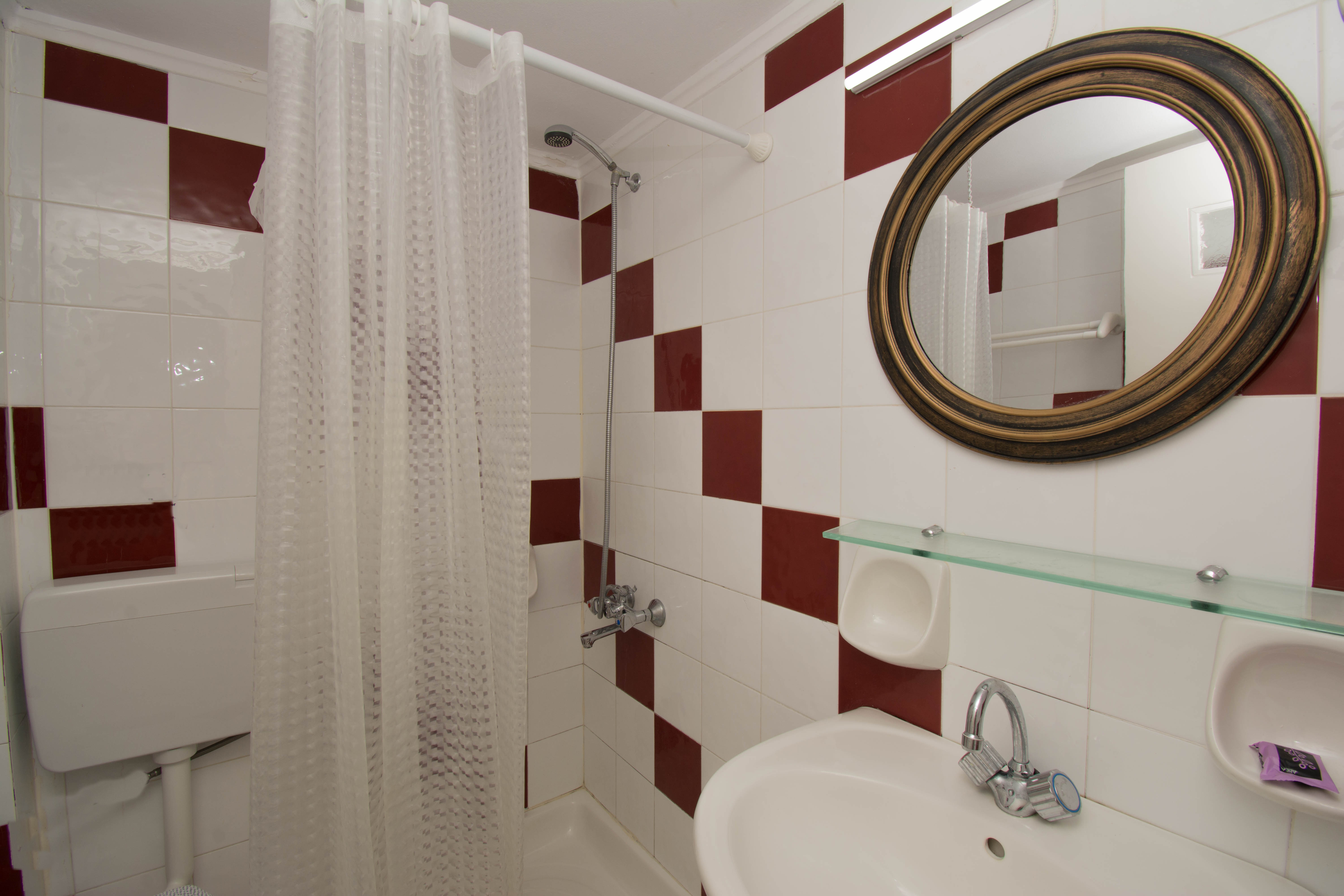 Apartment One Bedroom One Bathroom