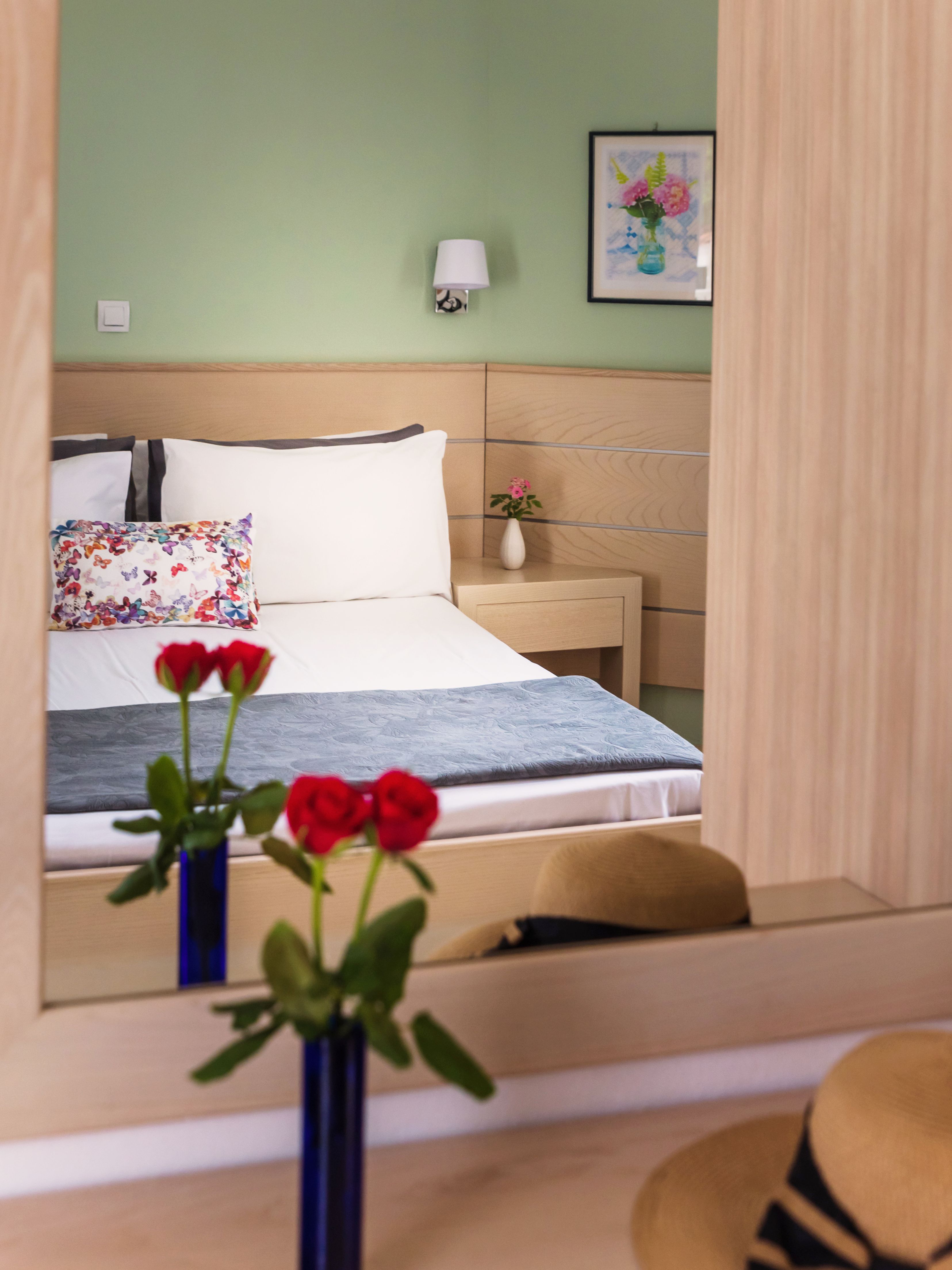 Apartment Capacity 4